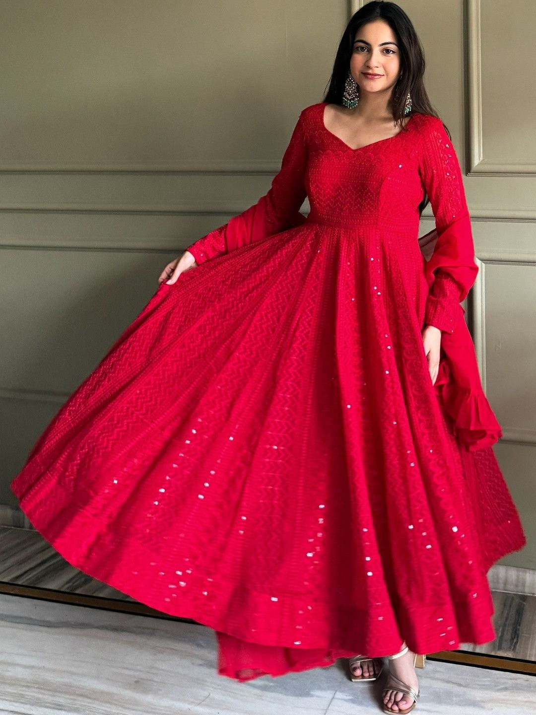 Homexa Enterprise Women Embroidered Thread Work Grandeur & Majestic Artwork Georgette Anarkali Kurta