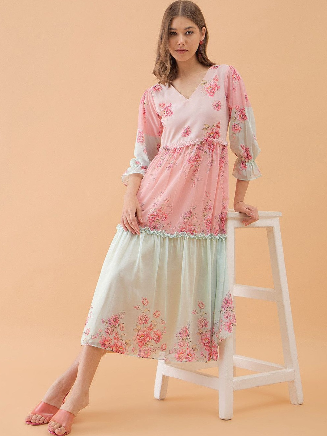 OCTICS Women Floral Print Georgette Fit & Flare Dress