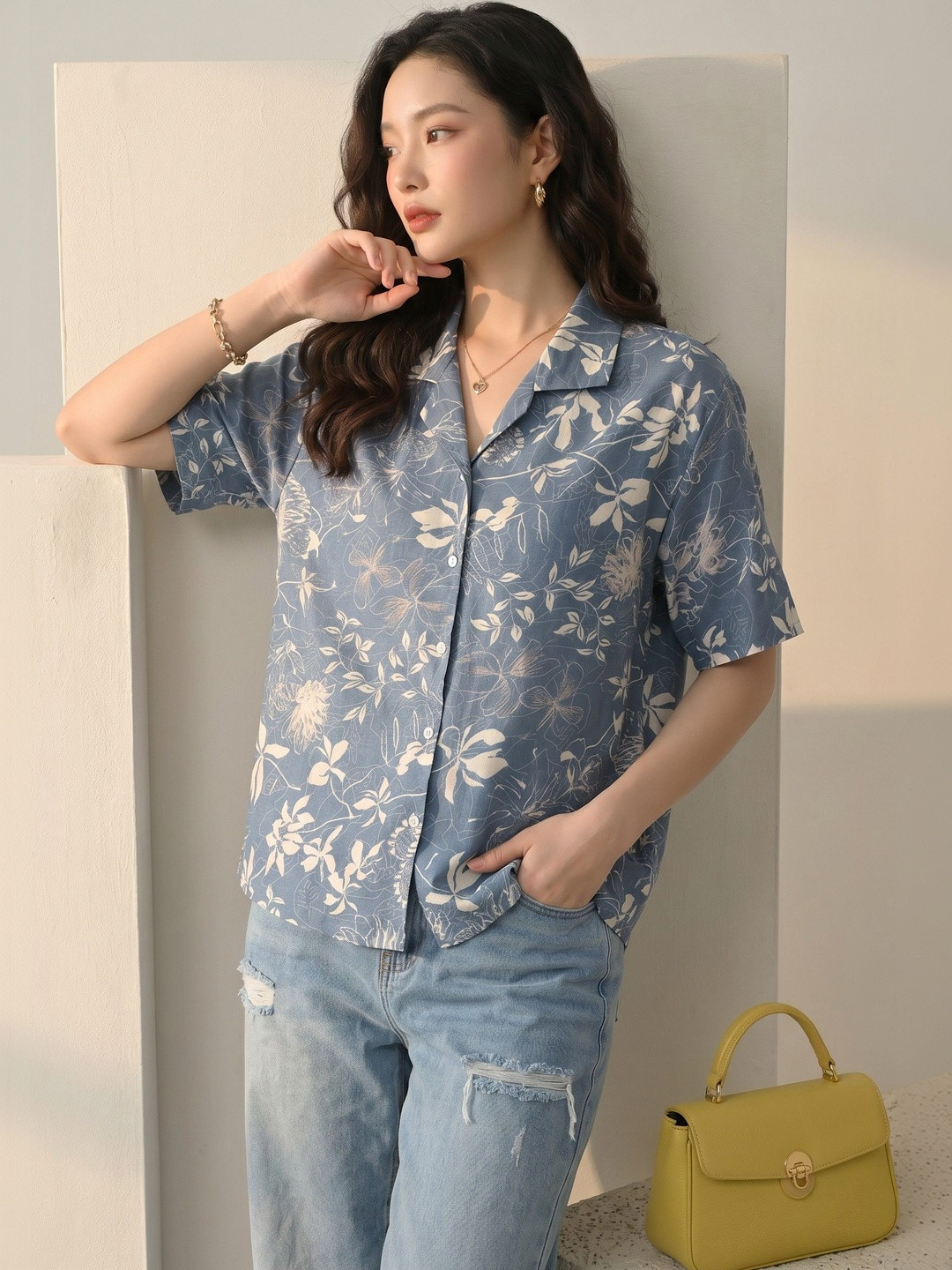 FUBACK Women Standard Floral Printed Casual Shirt