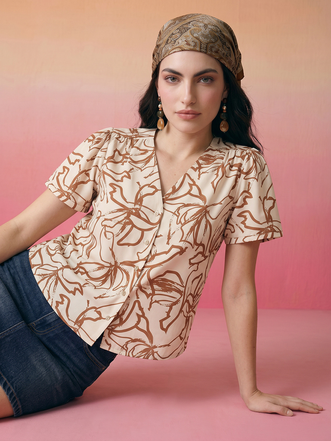 ZACCAI Beige Abstract Printed Casual Top
