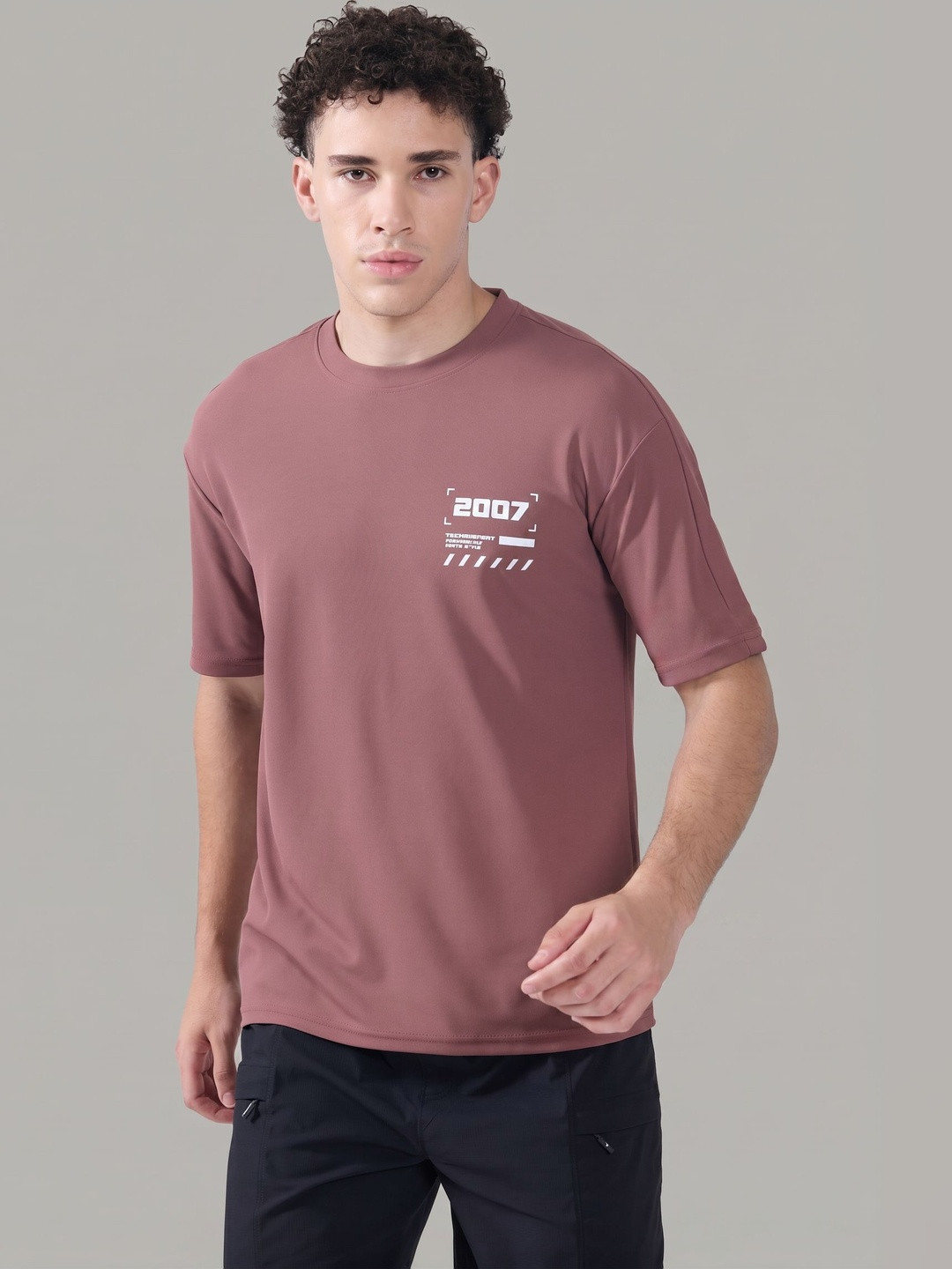 Technosport Men Typography Printed Drop-Shoulder Sleeves T-shirt