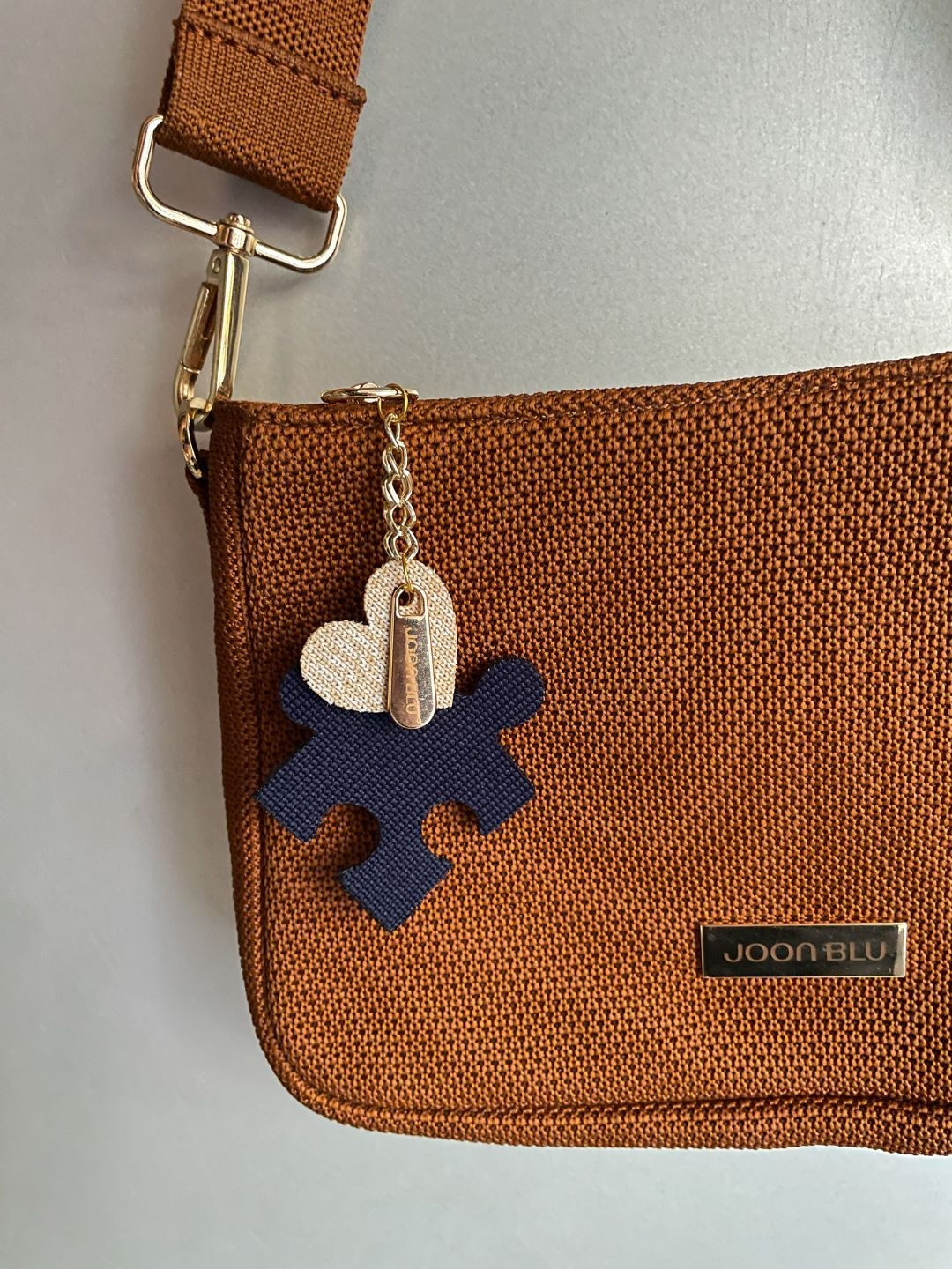 Joon Blu Navy Blue & Beige Puzzle Bag Charm