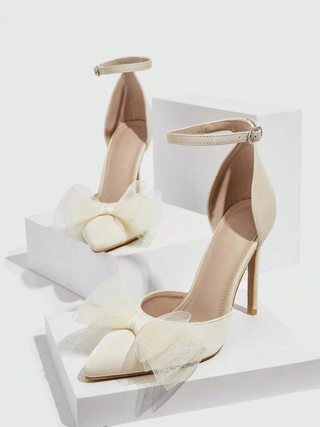 ALLEYSTRAP Party Stiletto Pumps with Bows