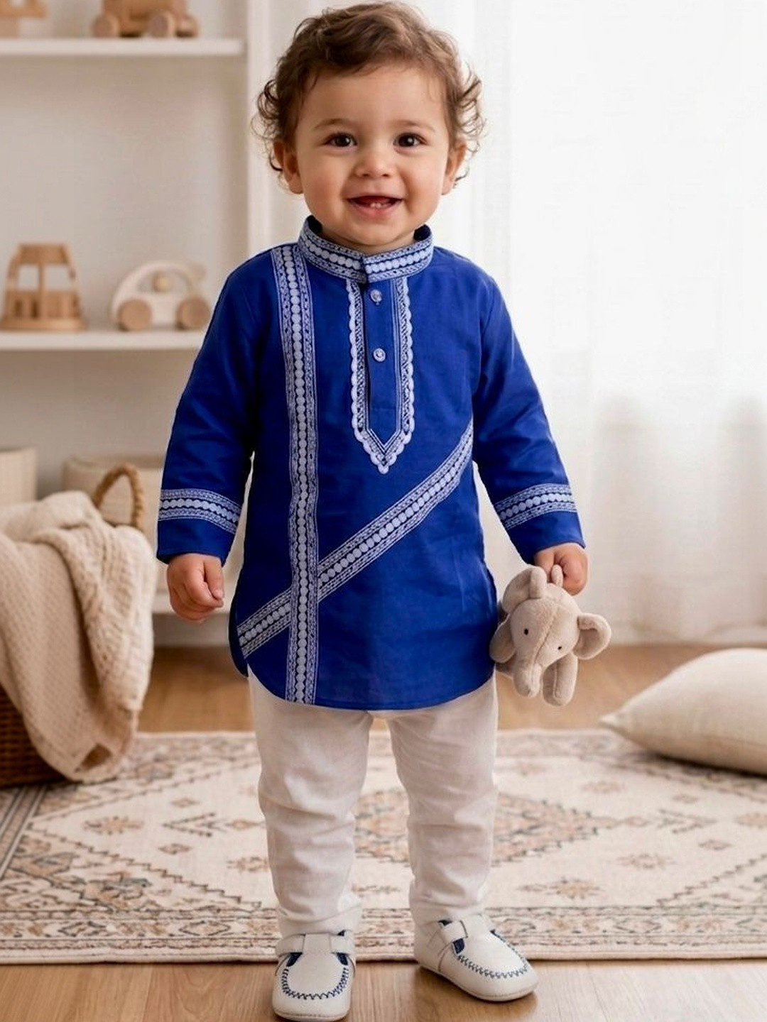 NEW GEN Boys Ethnic Motifs Embroidered Regular Thread Work Kurta with Pyjamas