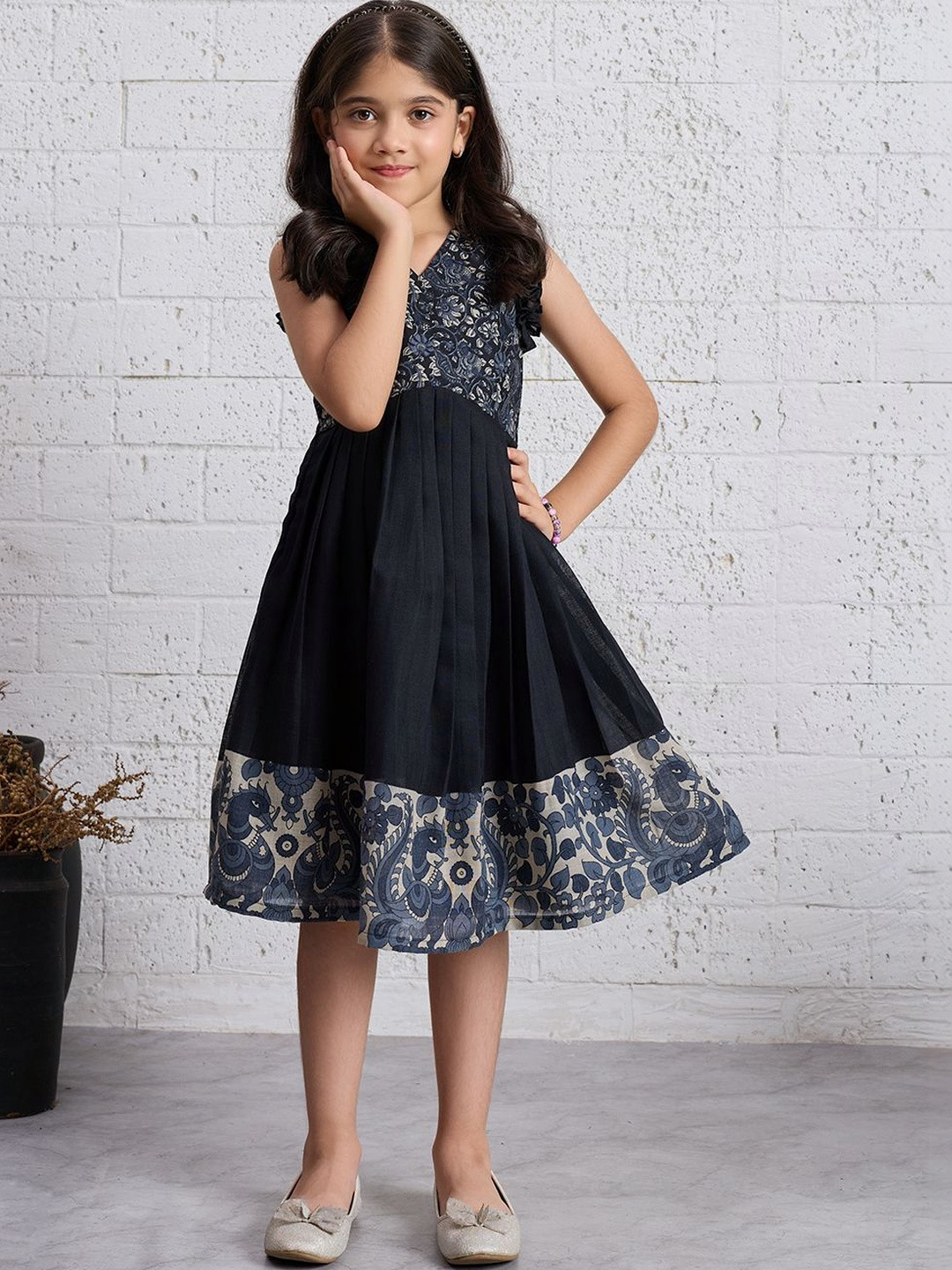 Tasarika Printed V-Neck Fit and Flare Ethnic Dresses