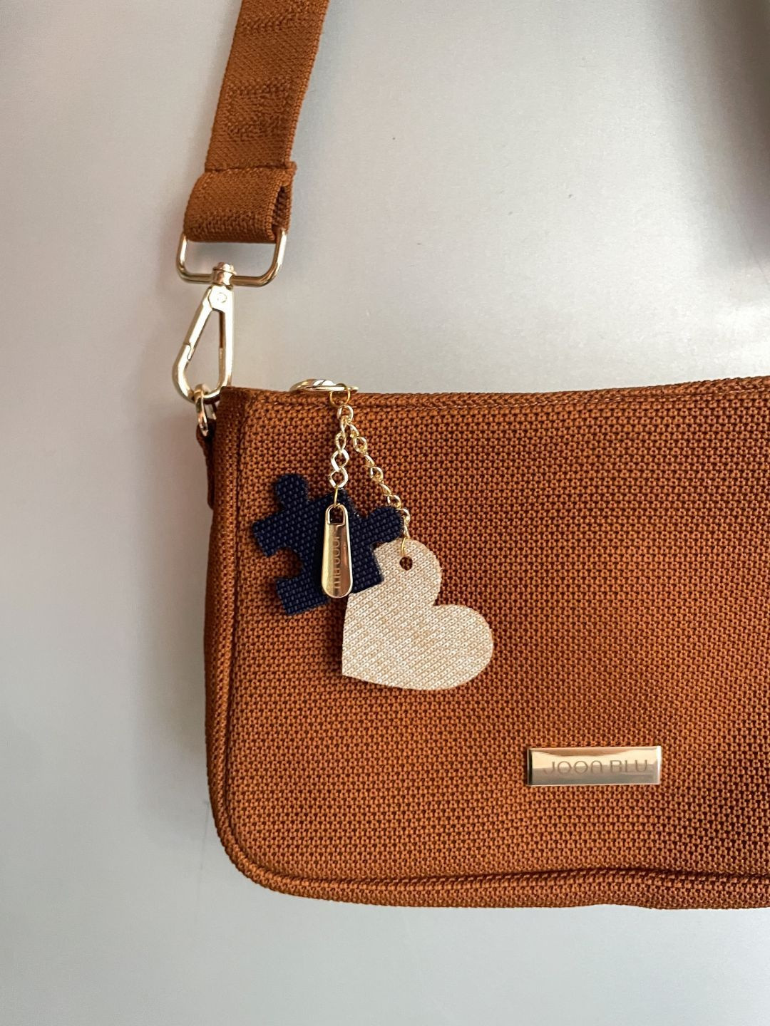 Joon Blu Beige & Navy Blue Heart Bag Charm