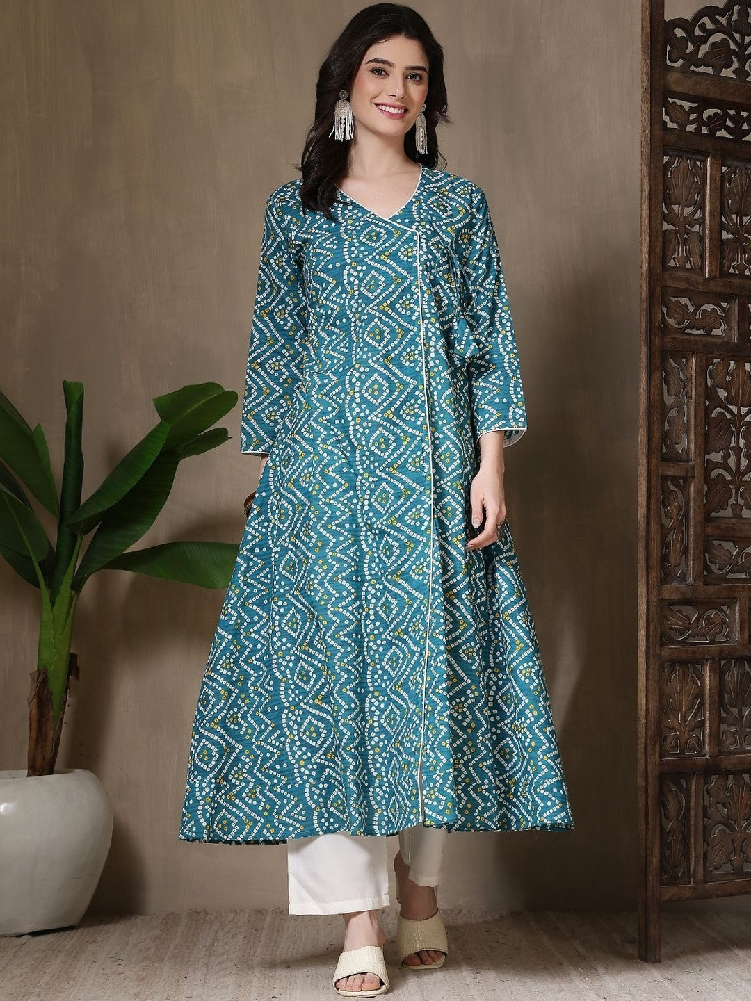 Kalphem Women Bandhani Printed Indie Prints Anarkali Kurta