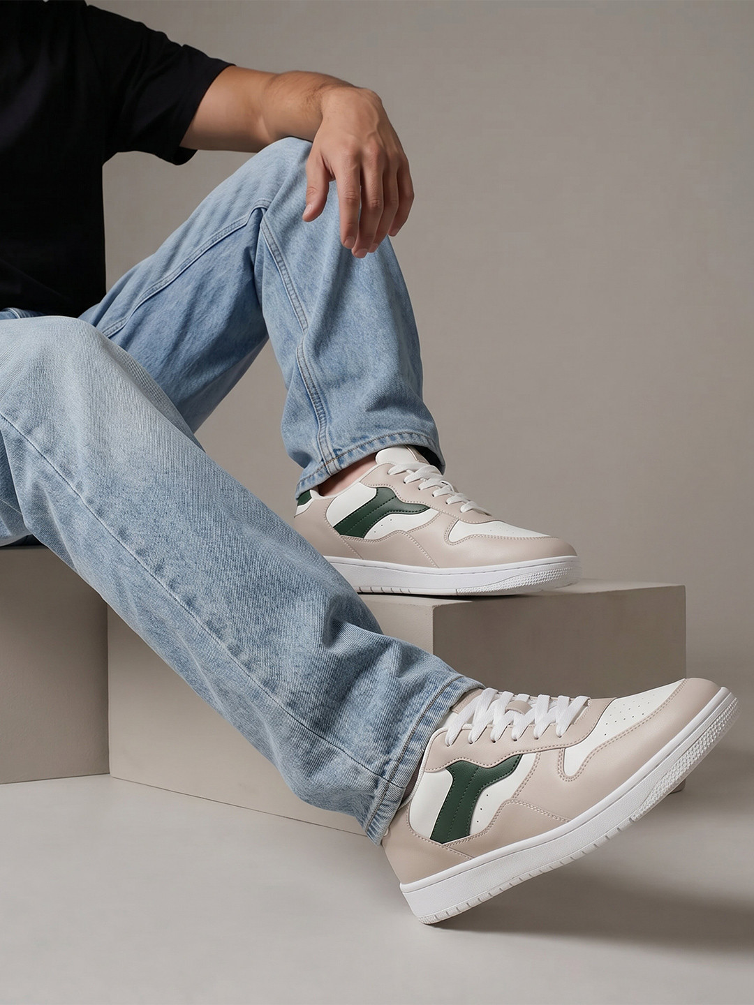 Ethik Men Colourblocked PU Sneakers