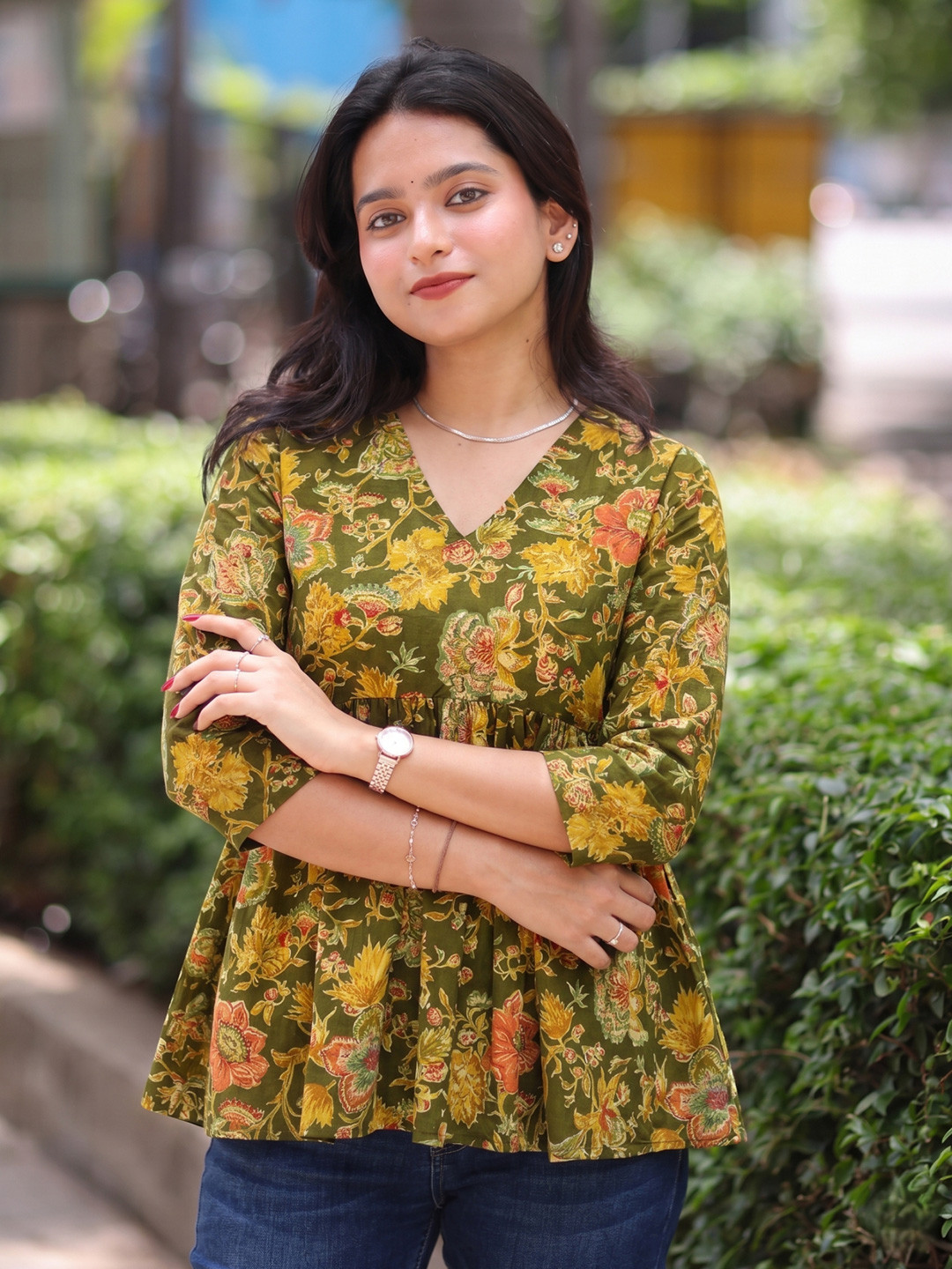 DISHWA FASHION Floral Printed V-Neck Pure Cotton Kurti