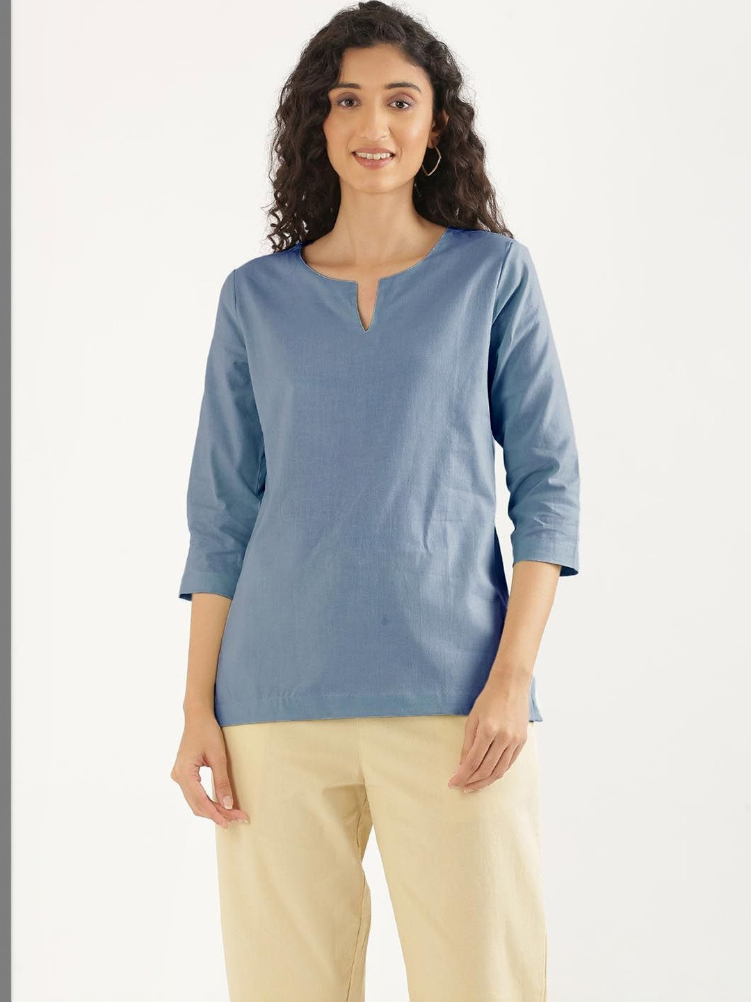 SAADAA Airy Linen Split Neck Short Kurta