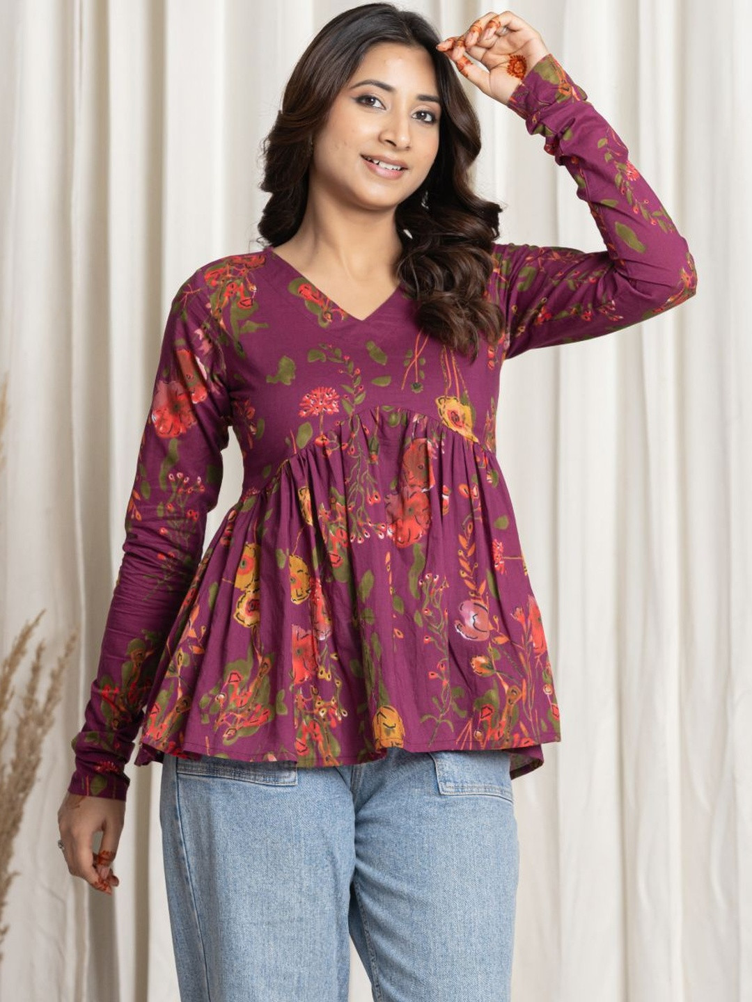 SANGAKURTI Women Floral Printed Peplum Top
