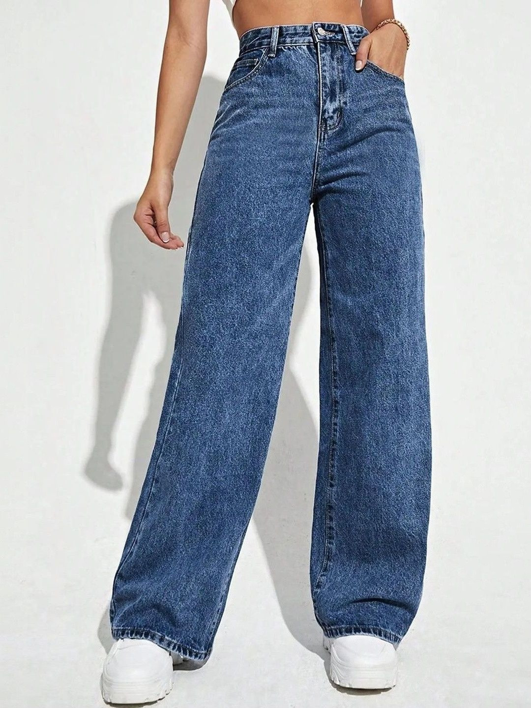ZYVRA Women Classic Wide Leg High-Rise Light Fade Stretchable Jeans