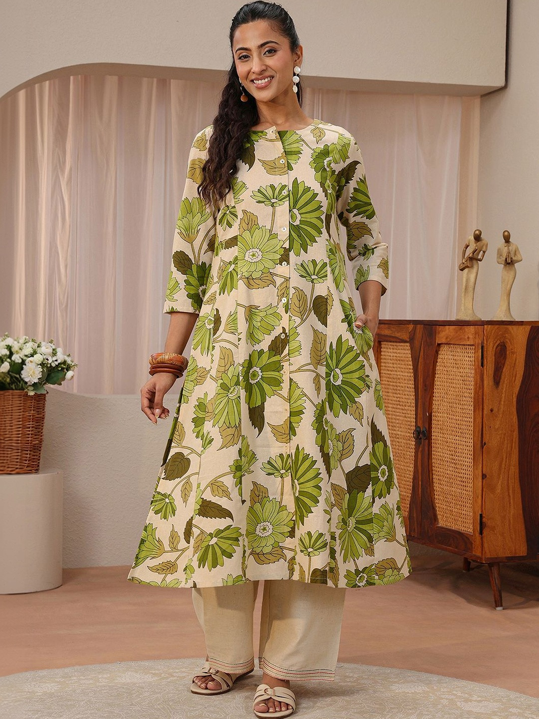 Libas Off White Floral Printed A-Line Kurta