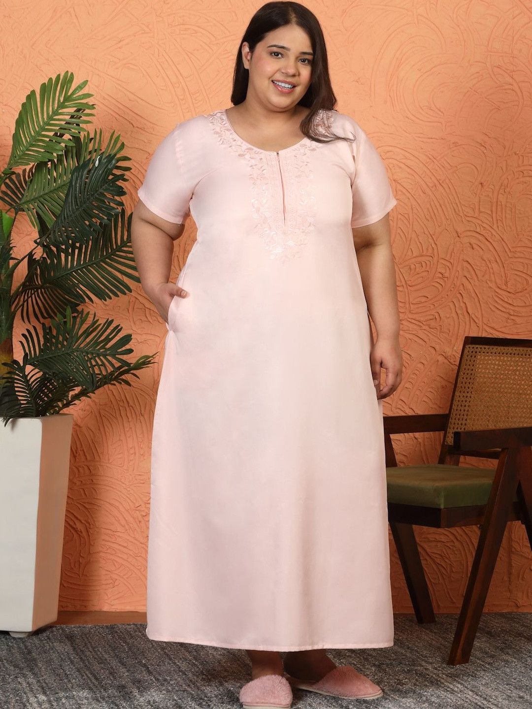 Moda Rapido Embroidered Maxi Nightdress