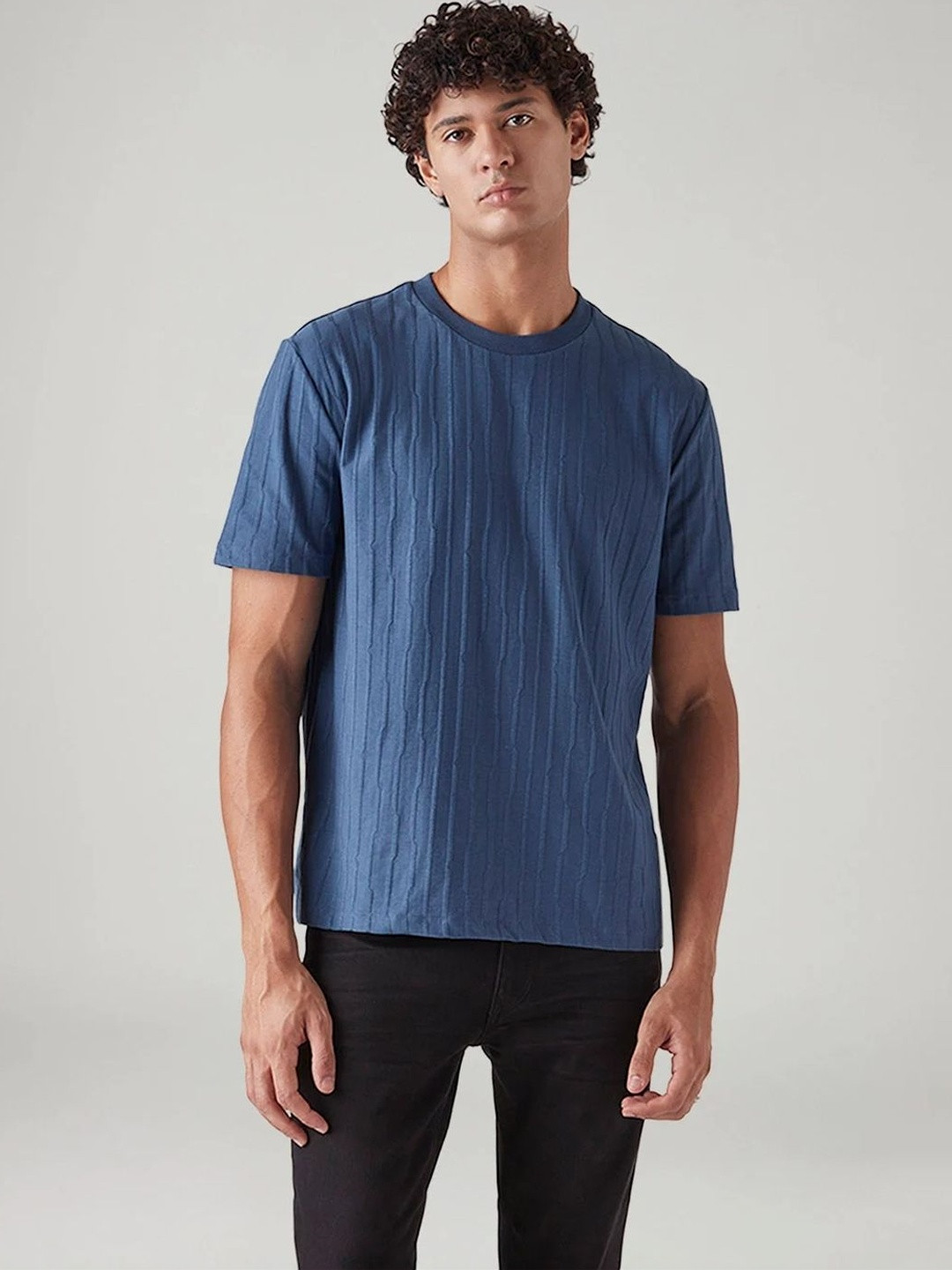 Levis Men T-shirt