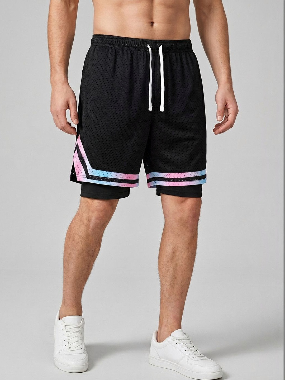 Suo Men Colourblocked Sports Shorts Technology