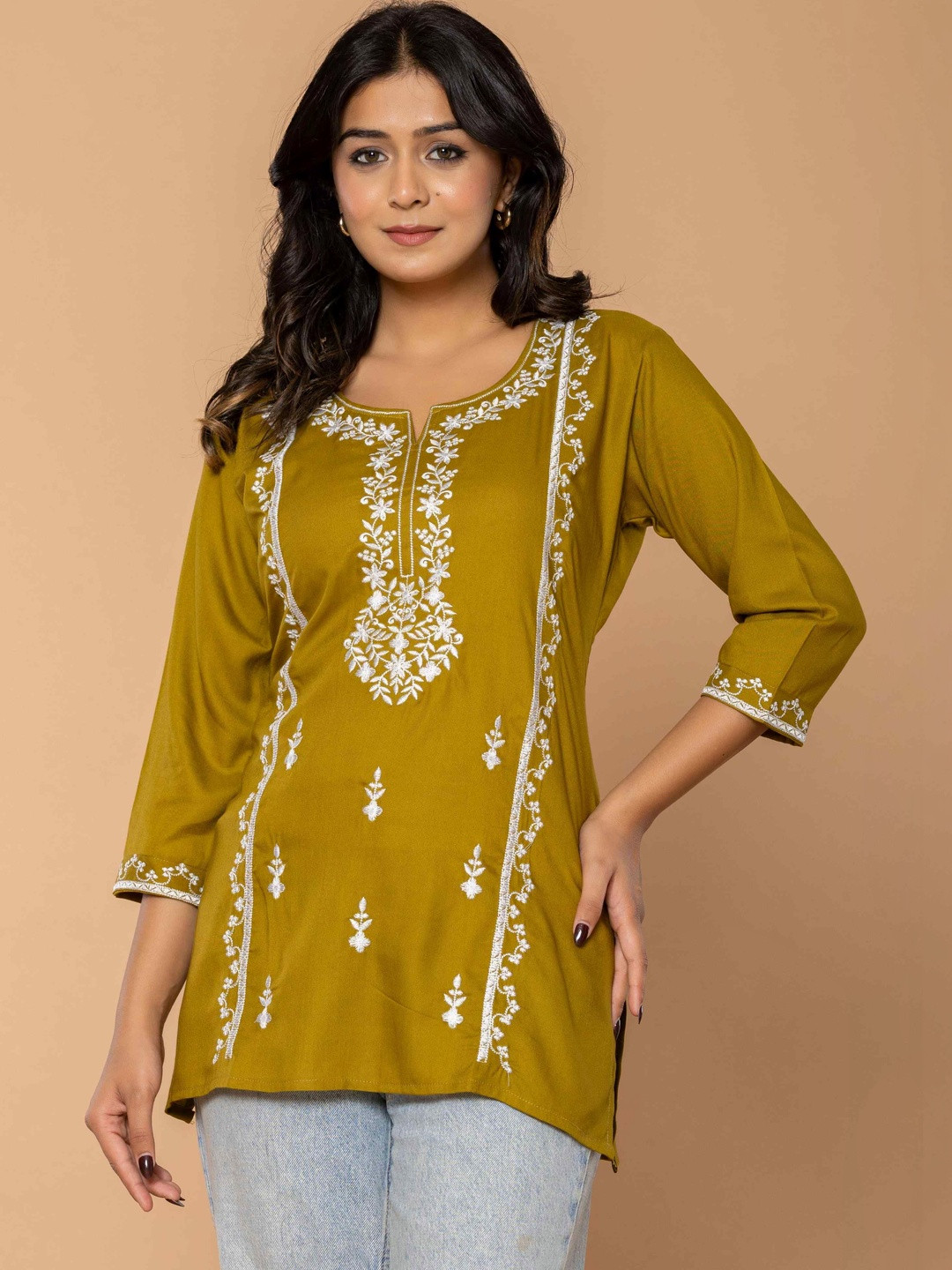 ANGIYA Ethnic Motifs Embroidered Thread Work Thread Work Kurti