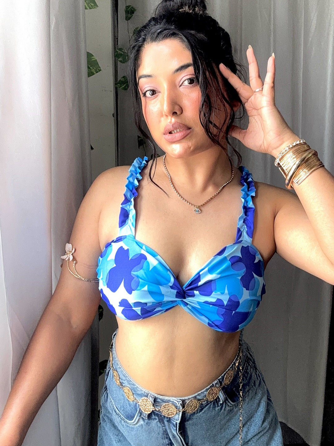 CUTOFY Floral Print Sweetheart Neck Ruffles Crepe Bralette Top