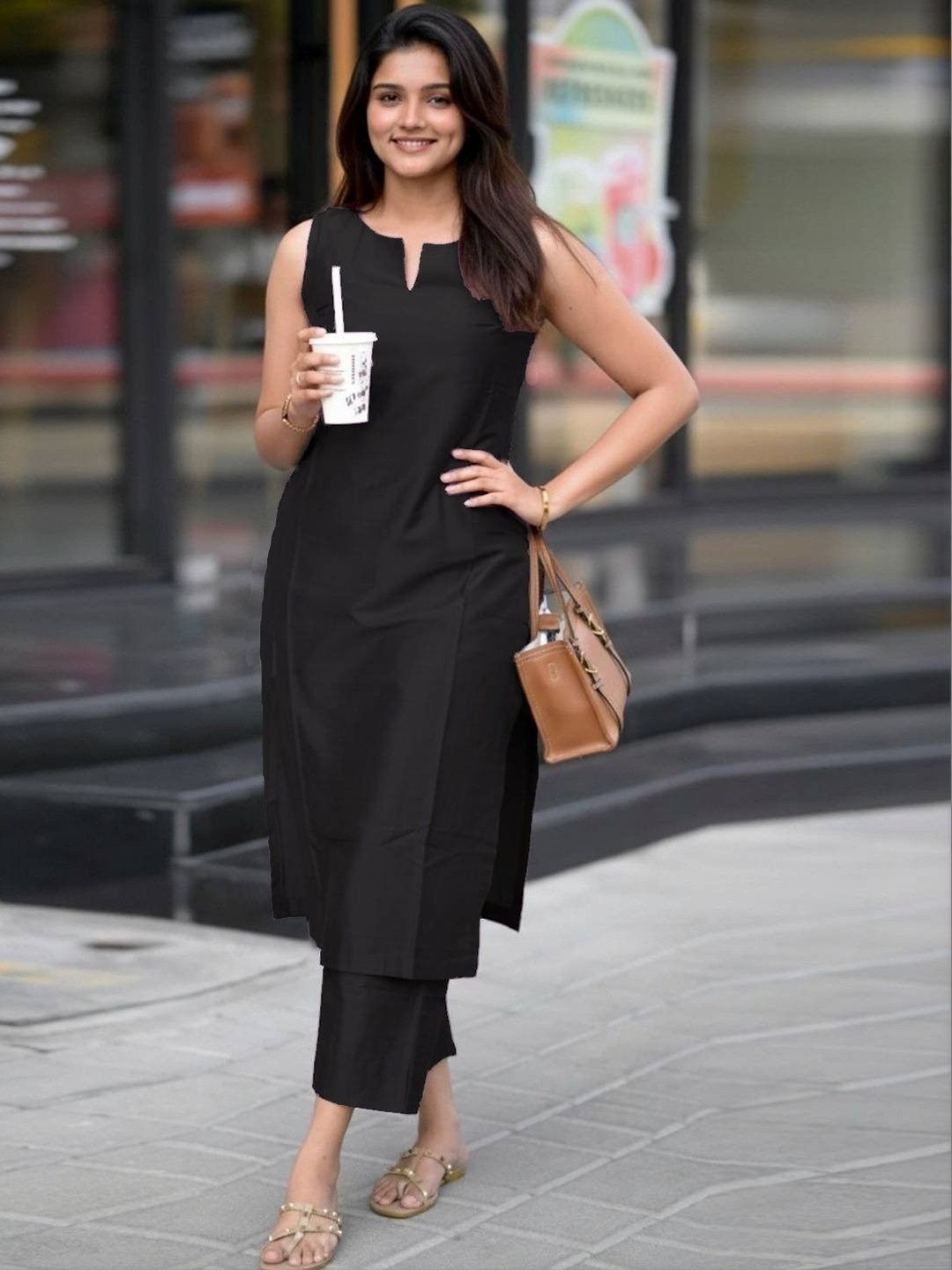 DAMAAR TEXTILE Women Regular Kurta with Trousers