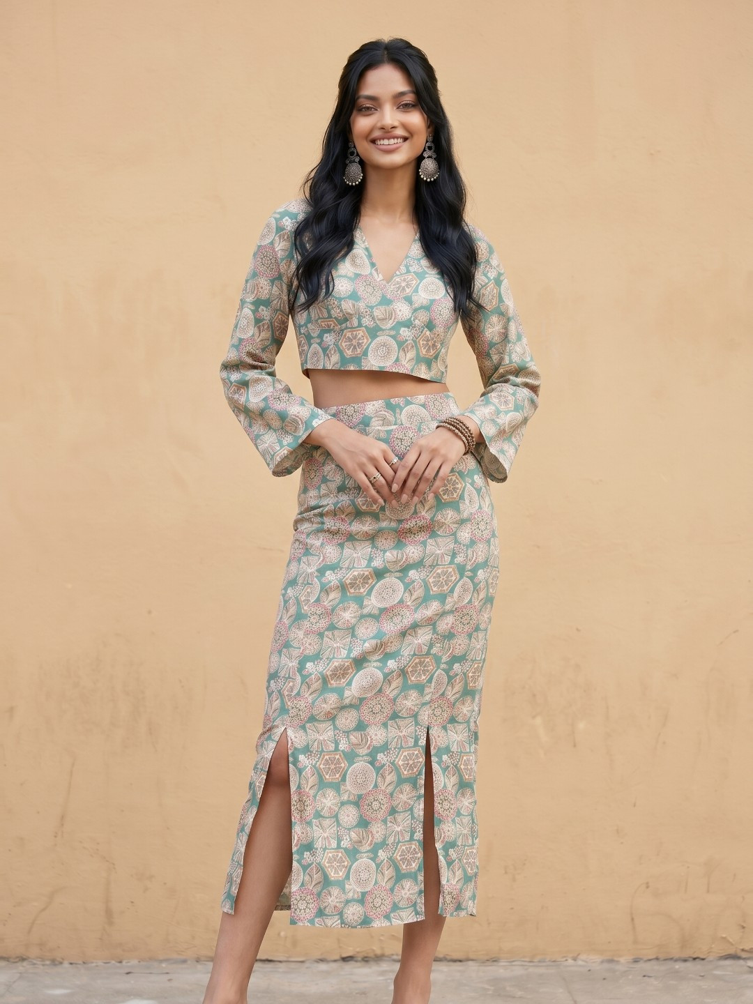 fusion by glitchez Floral Printed V-Neck Styled Back Co-Ords with Slits