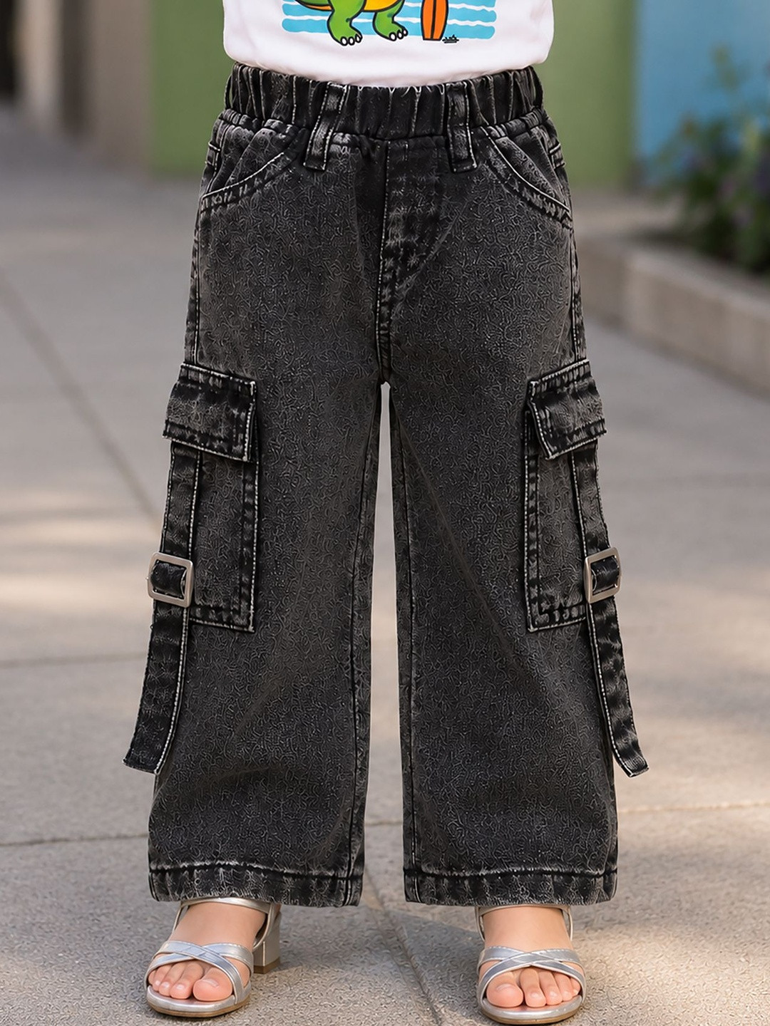 COUTUME COLLECTIONS Girls Flared Mid-Rise Light Fade Stretchable Jeans