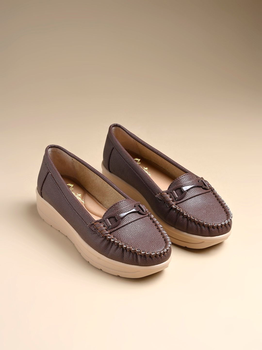 Shoetopia Women Textured Loafers