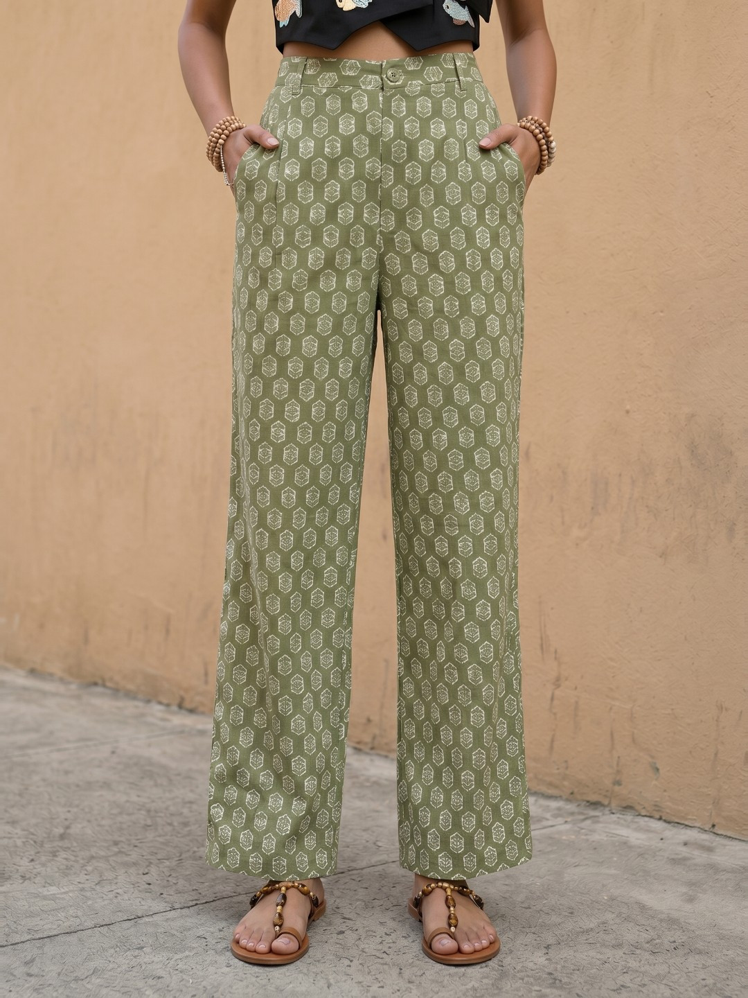 fusion by glitchez Floral Printed Pleated Regular Trousers