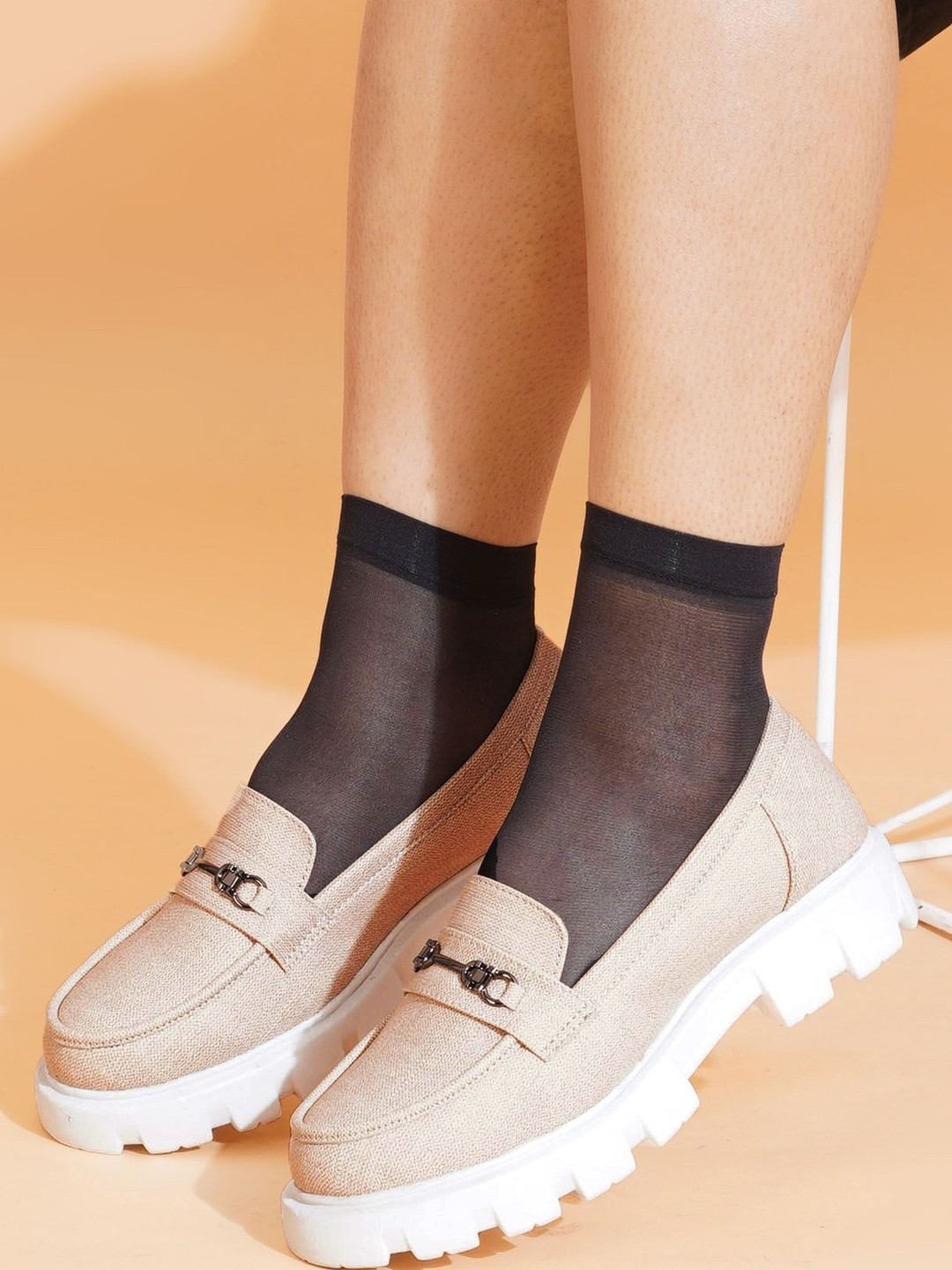 SELFIEE Women Textured Loafers