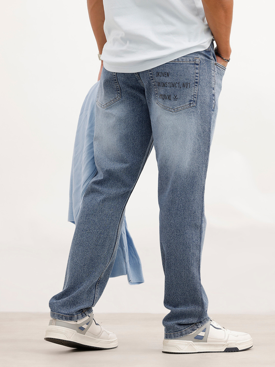 WROGN Men Straight Fit Typography Printed  Jeans