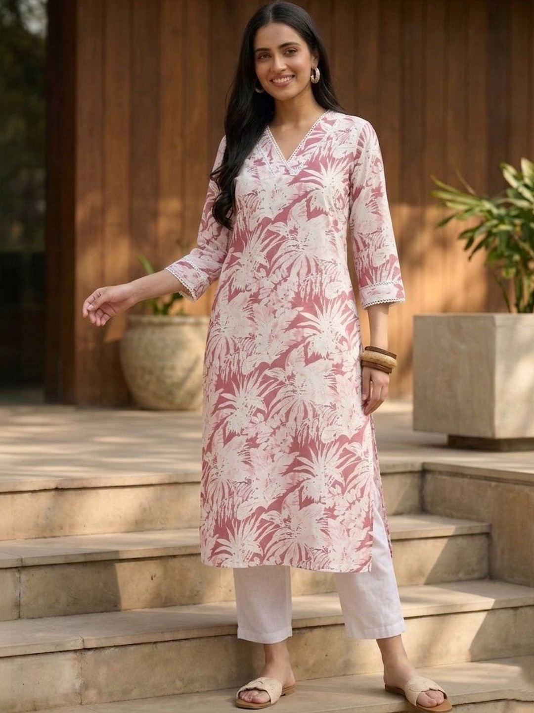 Maaesa Women Floral Printed Kurta