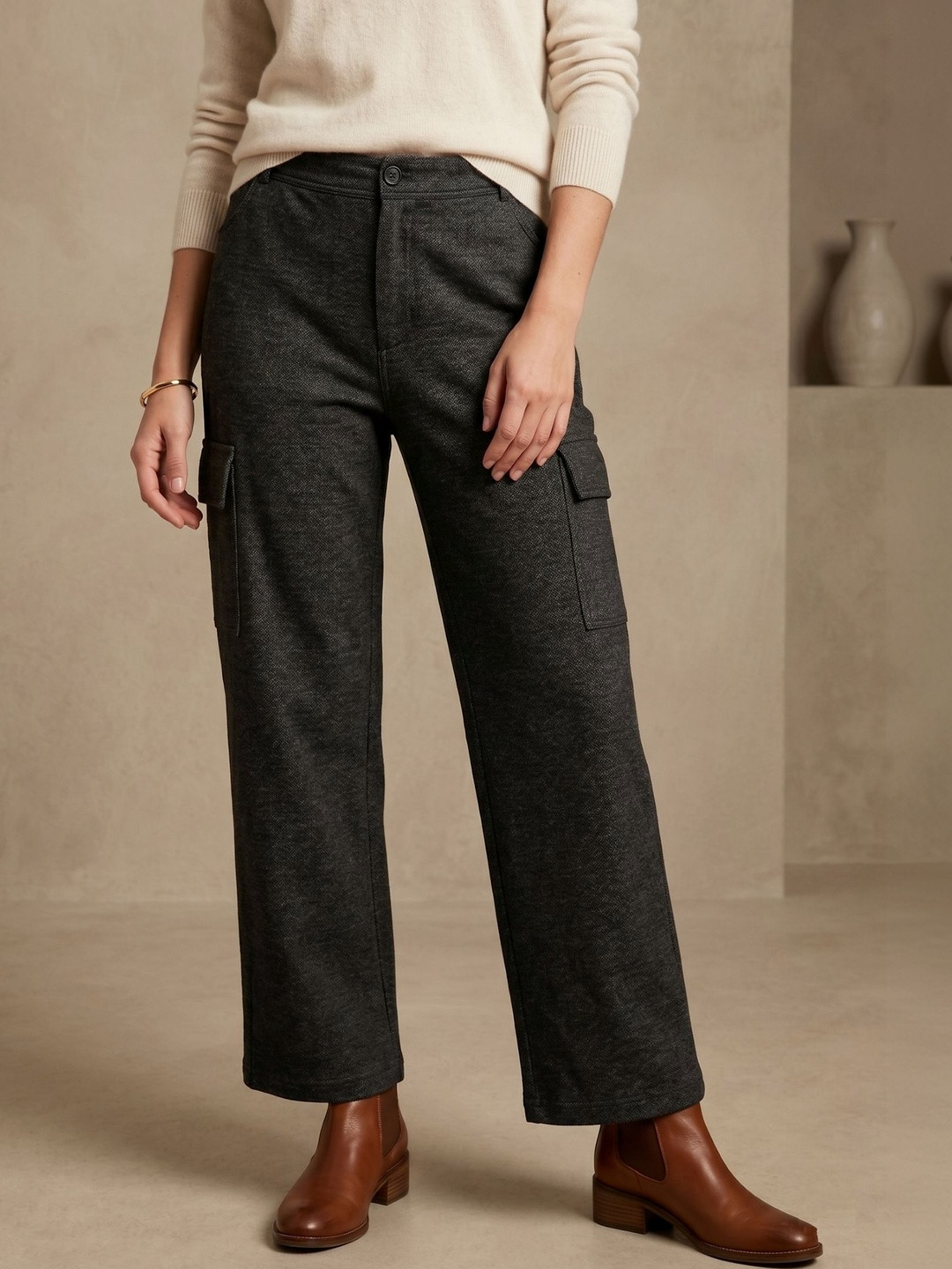 Wineberry Women Straight Fit Textured Cargos