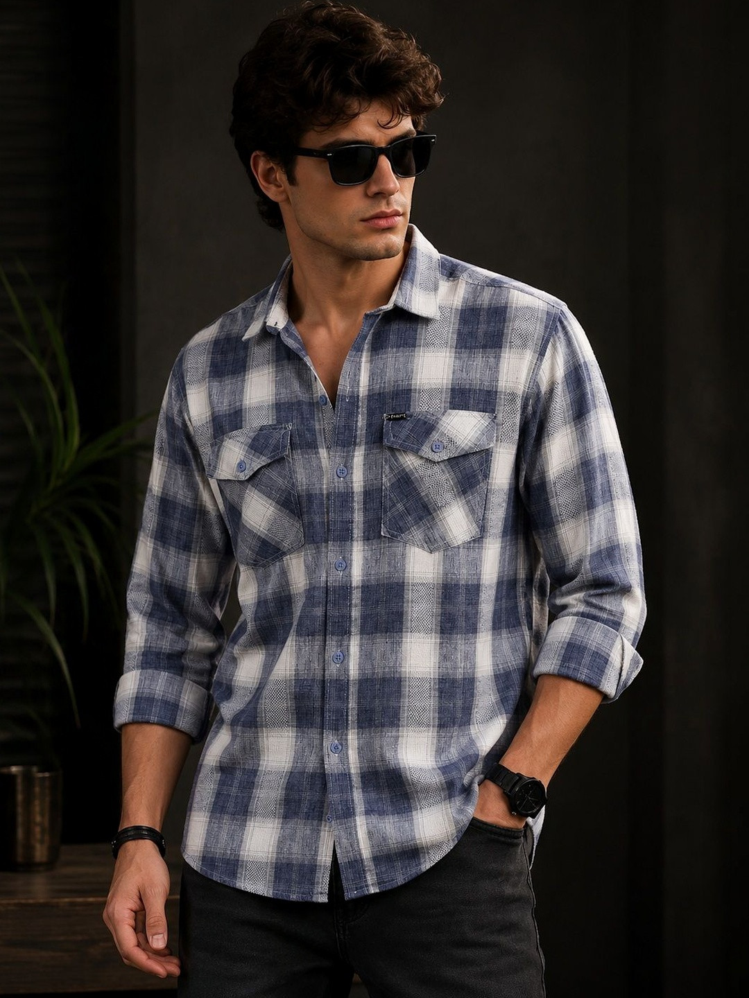 Roadster Men Checked Casual Shirt