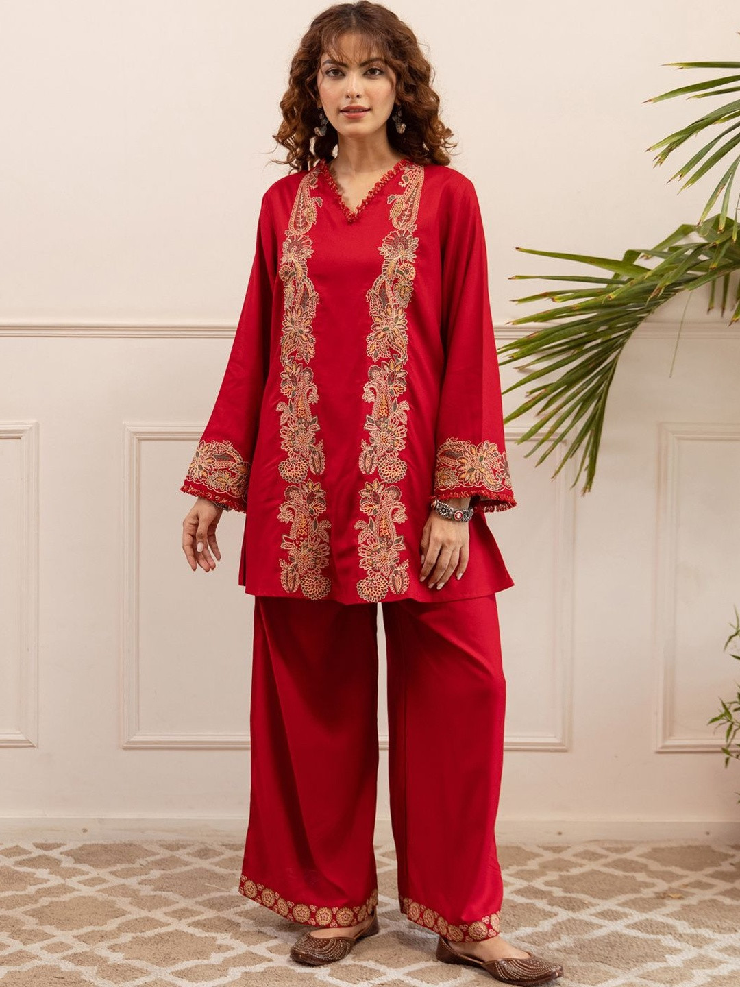 Indo Era Women Ethnic Motifs Embroidered Regular Thread Work Kurta with Palazzos
