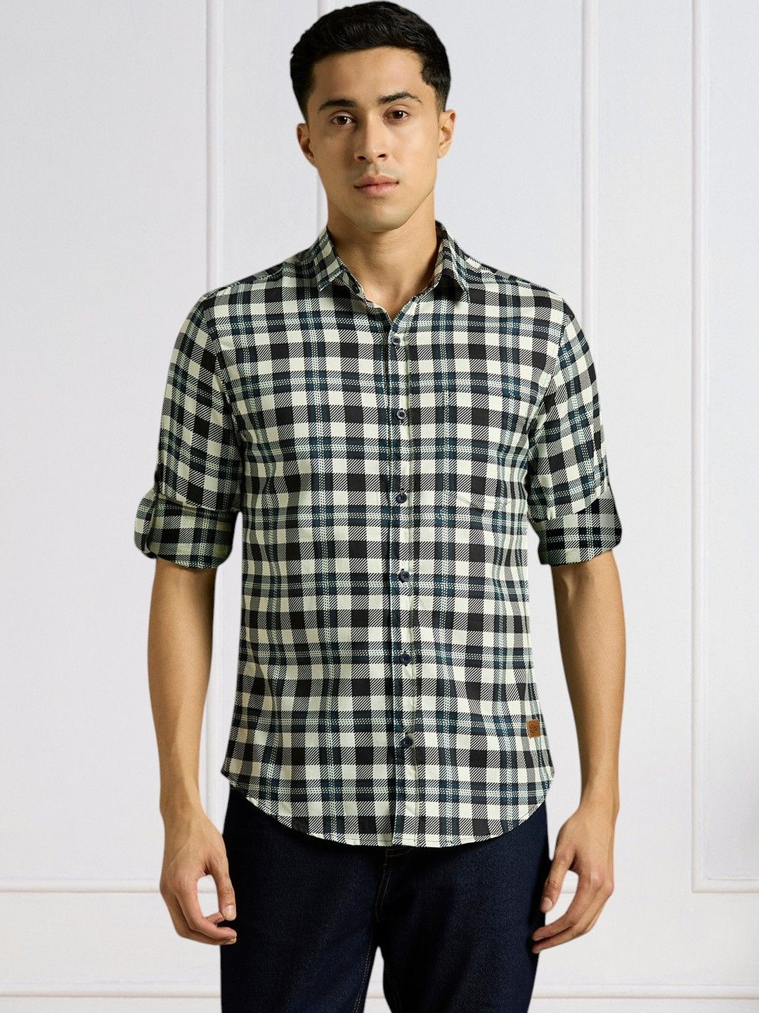 The Roadster Lifestyle Co Checked Pure Cotton Spread Collar Shirt