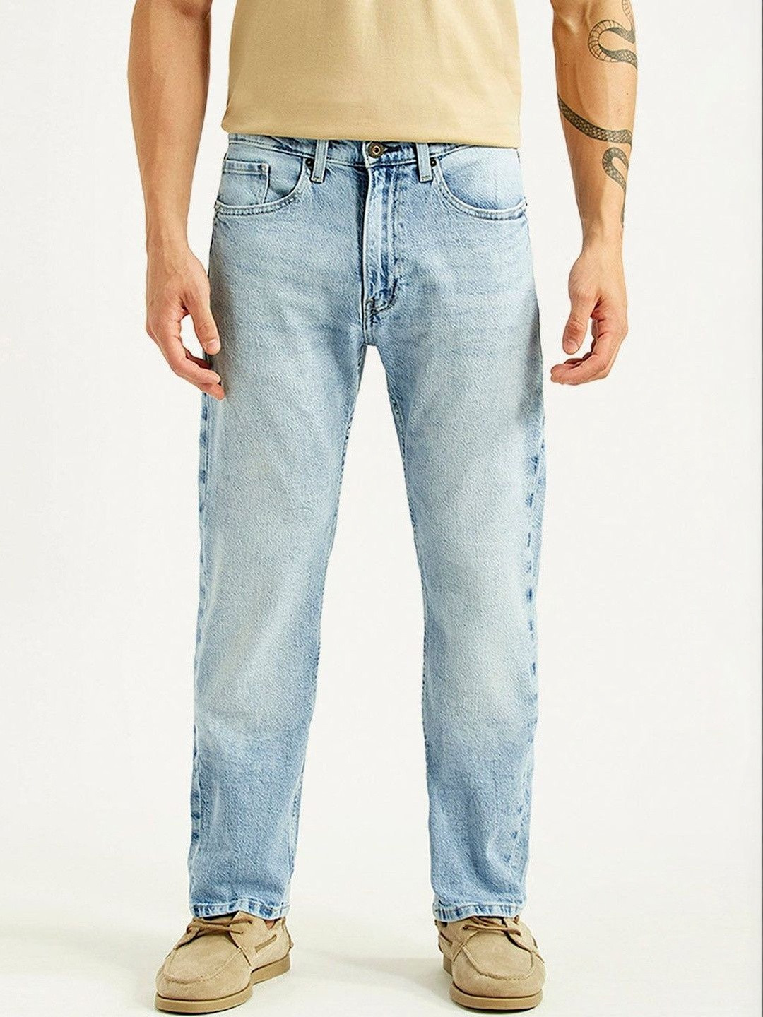 Levis Men's 505 Light-Blue Straight Fit Mid Rise Jeans