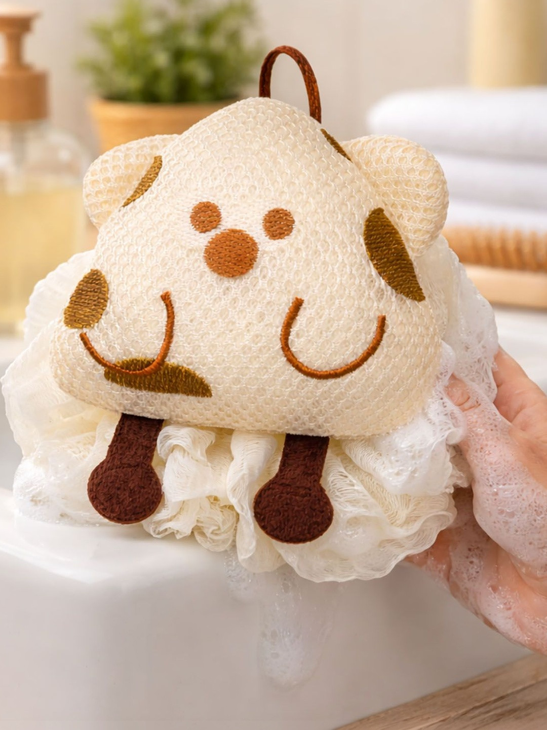 LUXEHOME INTERNATIONAL Triangle Pattern Exfoliating Body Scrubber