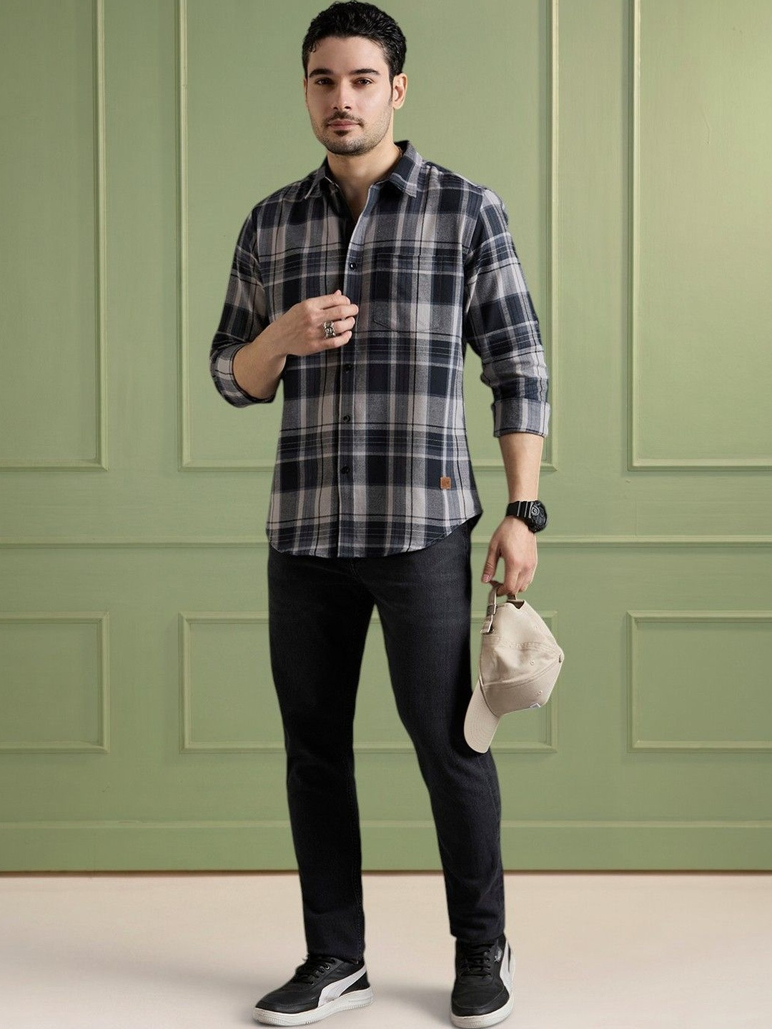 The Roadster Lifestyle Co Checked Cotton Spread Collar Shirts