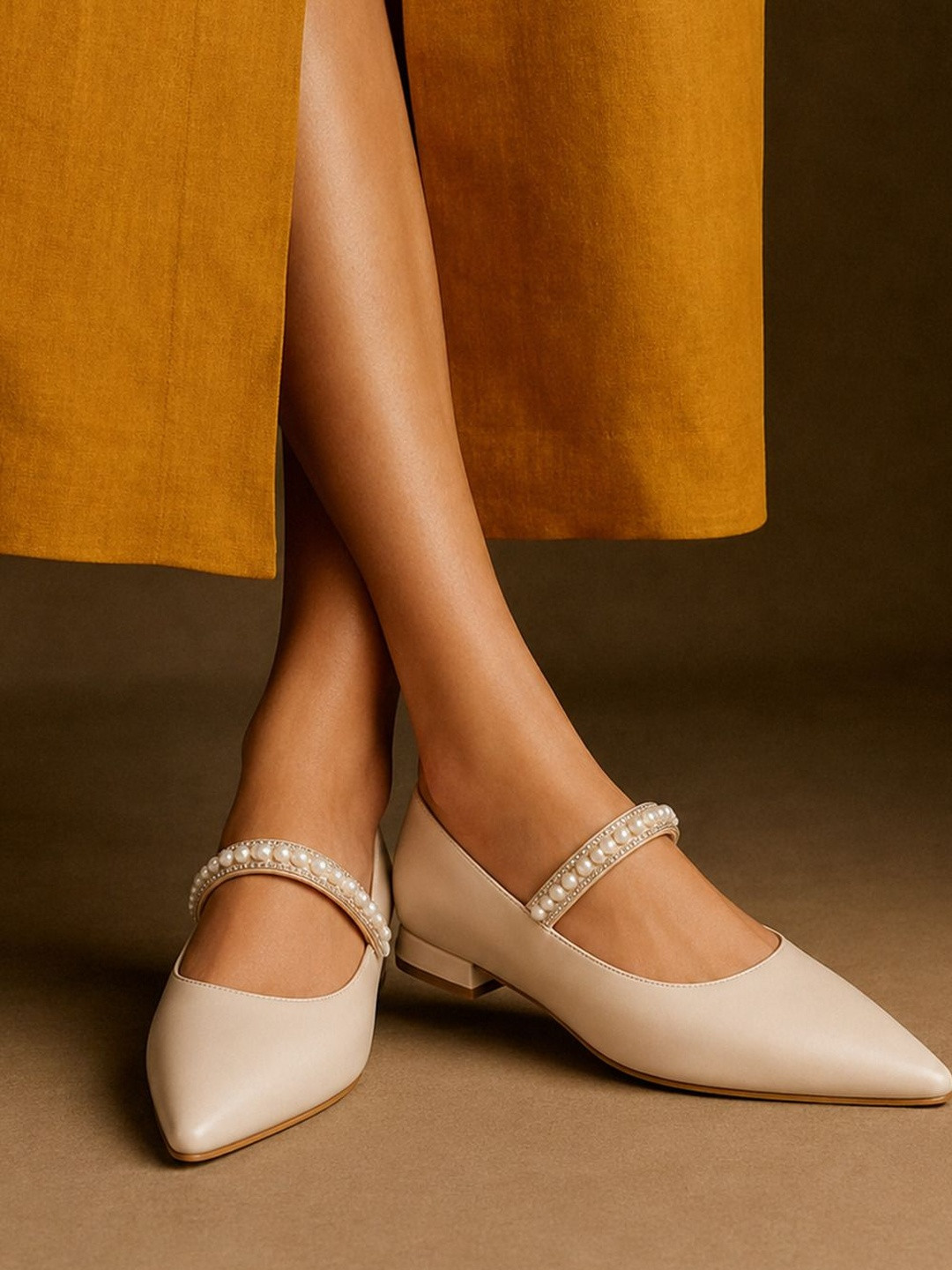 Lino Perros Women Fashion Flats