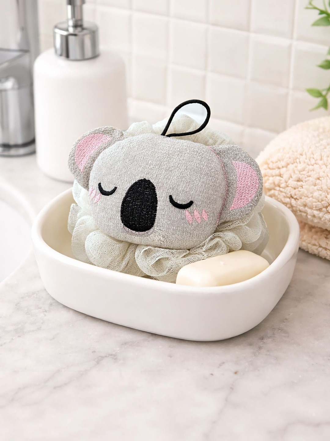 LUXEHOME INTERNATIONAL Koala Pattern Exfoliating Microfibre Body Scrubber
