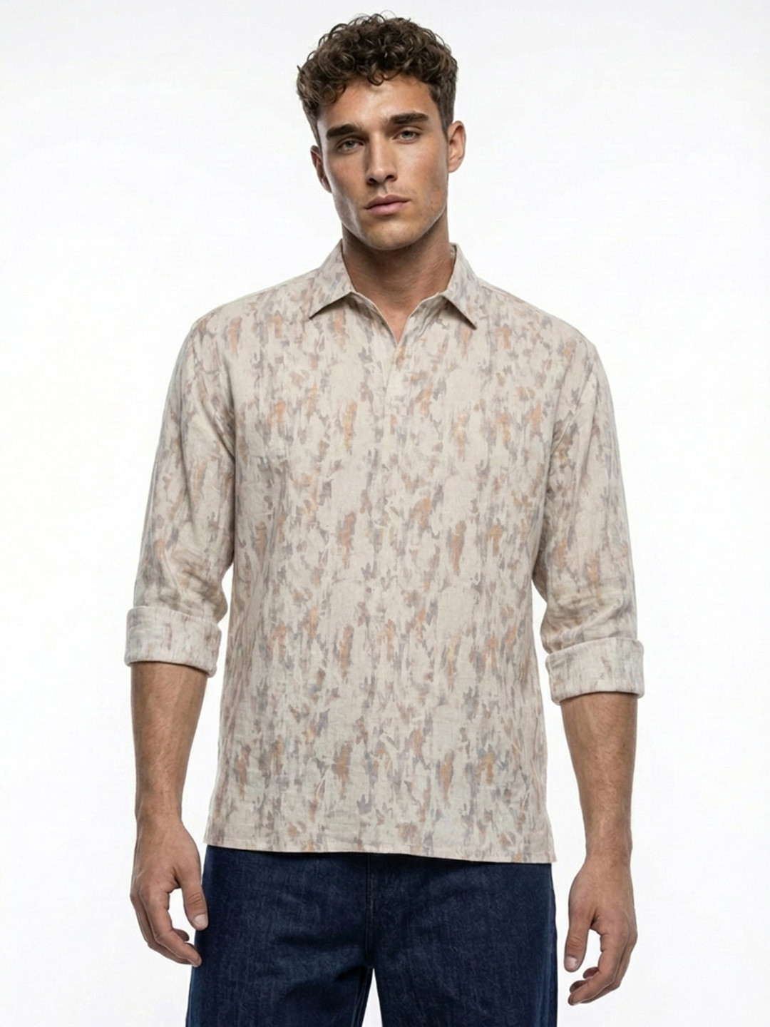glitchez Relaxed Fit Abstract Printed Casual Shirt