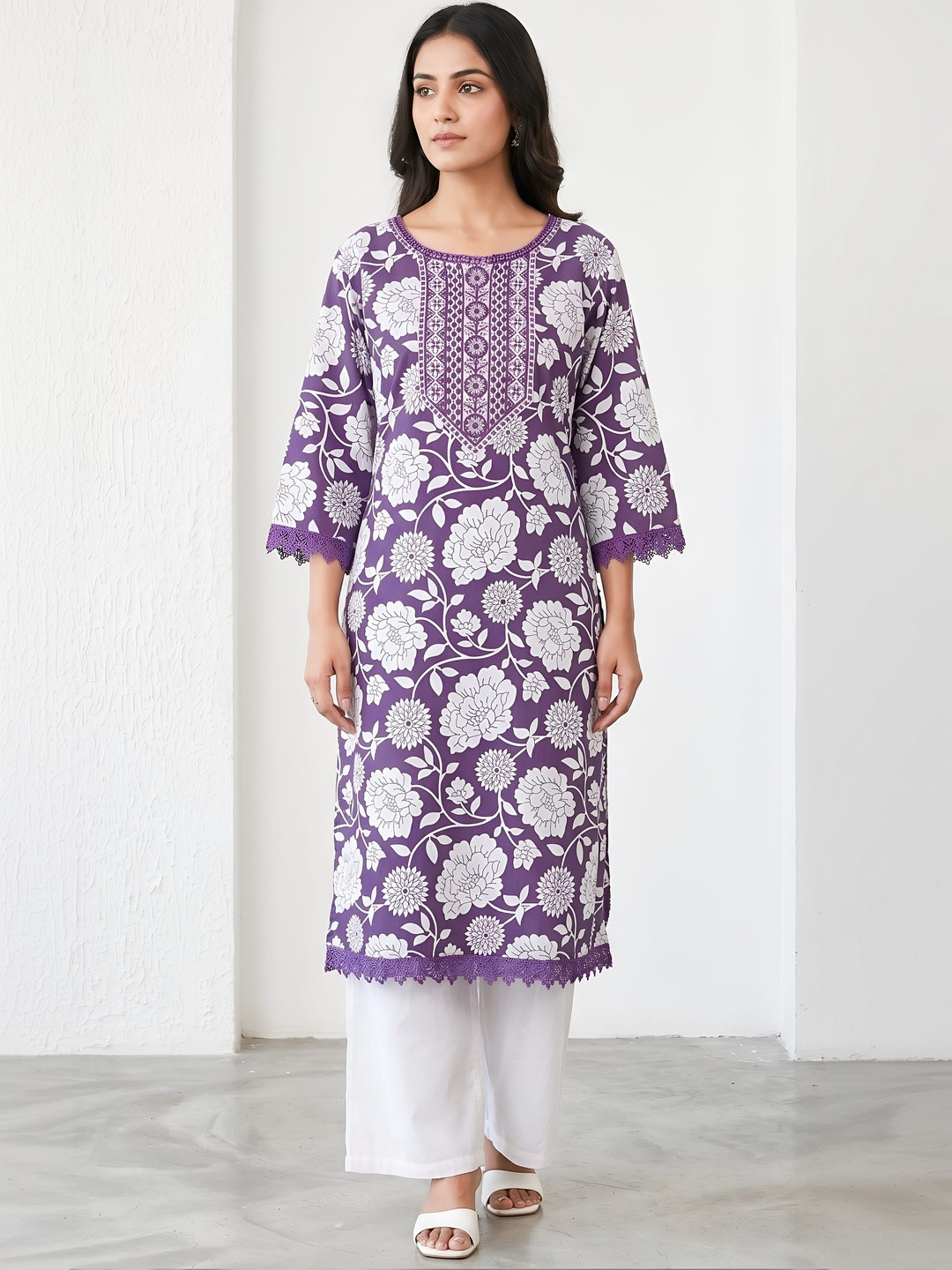 Nakhrelee Women Floral Printed Regular Thread Work Kurta with Trousers