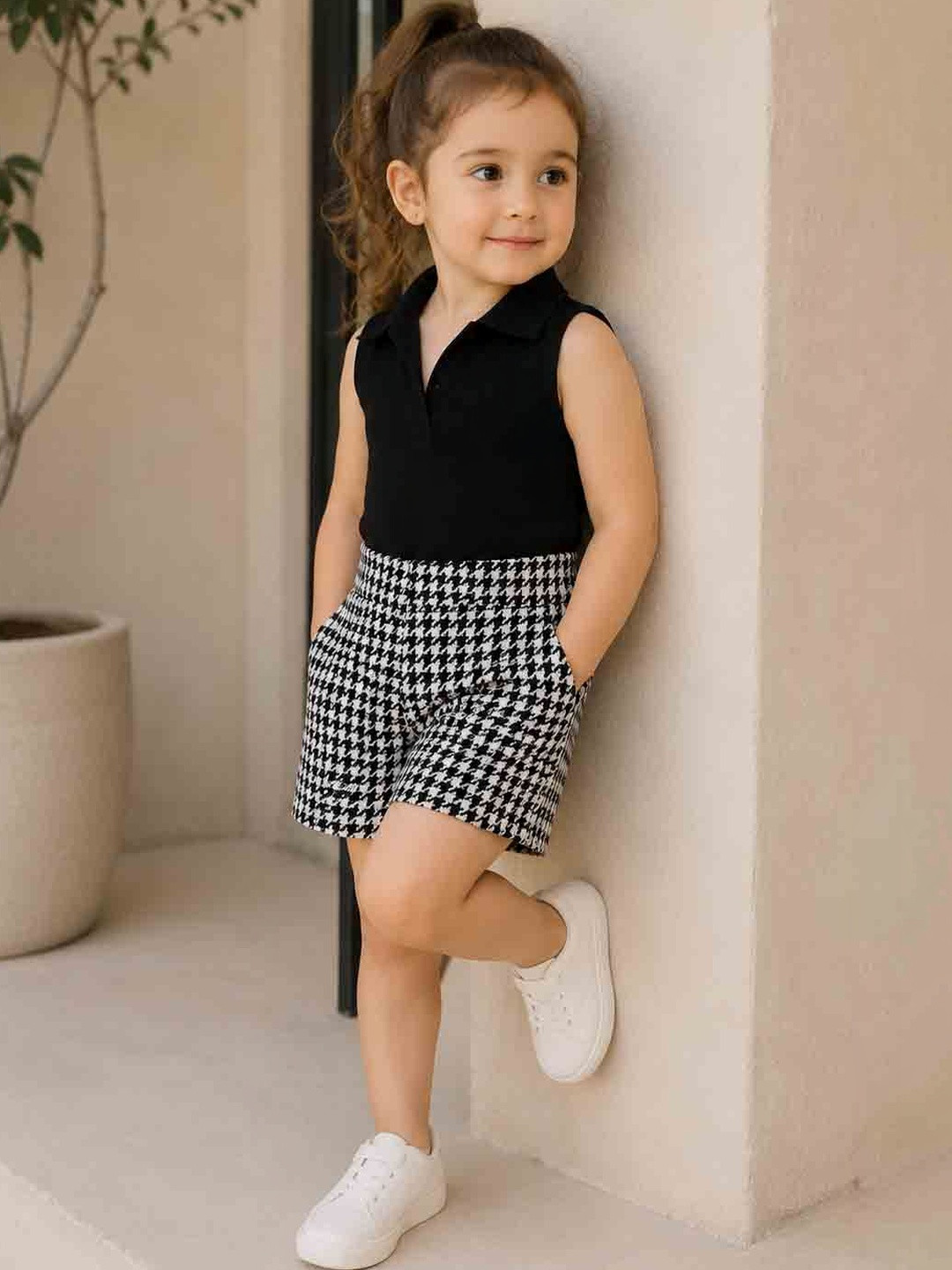 Parasense Girls T-shirt with Shorts