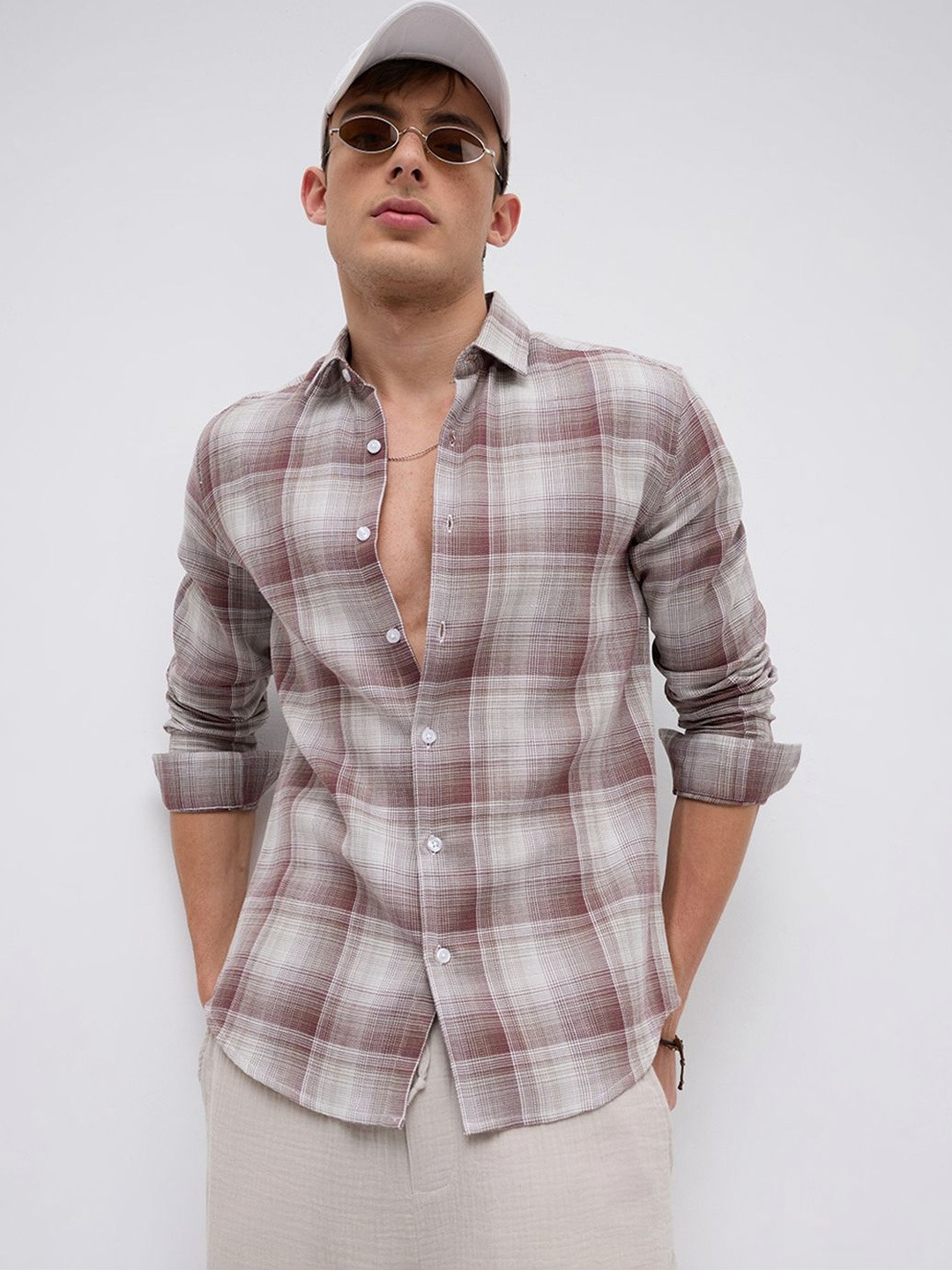 VASTRADO Dusty Brown Shadow Gradient Checks Shirt - Image 1