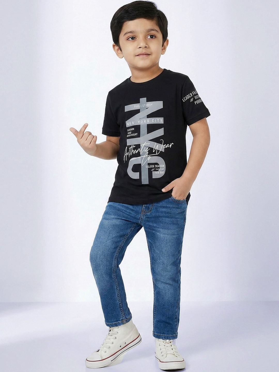 Ginie Boys Typography Printed T-shirt