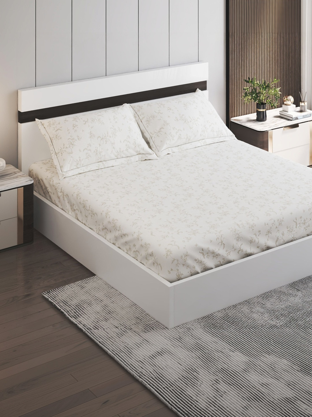 Home Centre Off White & Beige Floral 200 TC King Bedsheet with 2 Pillow Covers