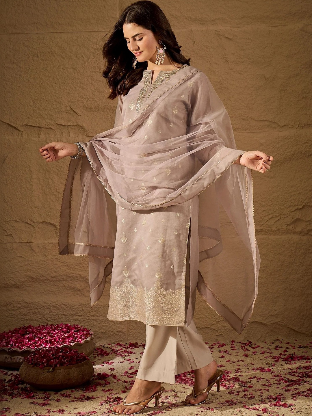 SITARRAA Women Printed Regular Kurti with Palazzos & With Dupatta