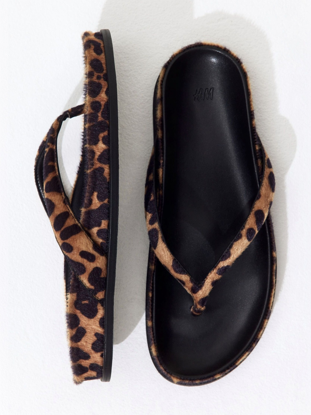 H&M Women Printed Thong Flip-Flops