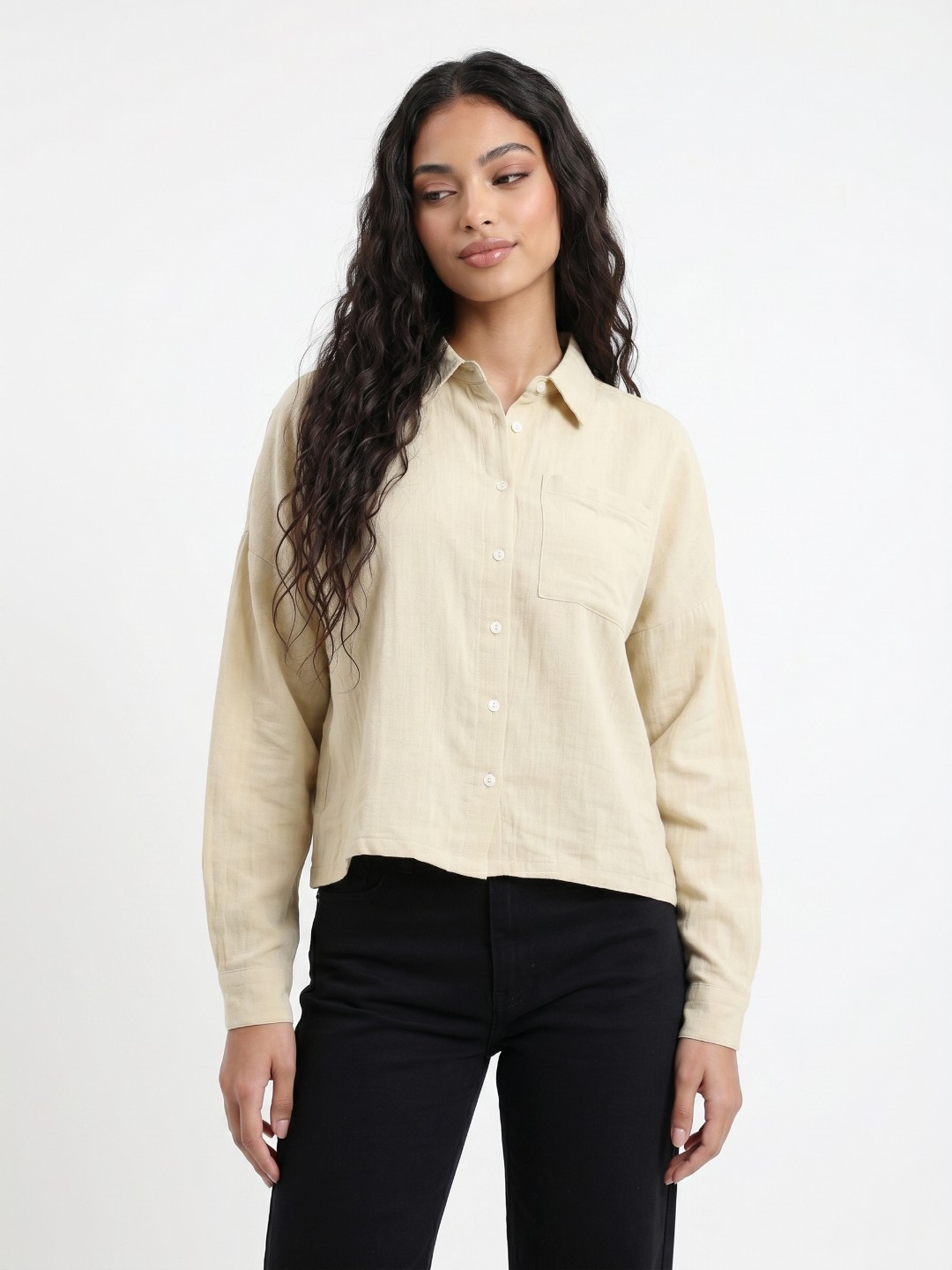 glitchez Solid Spread Collar Long Sleeves Casual Shirt