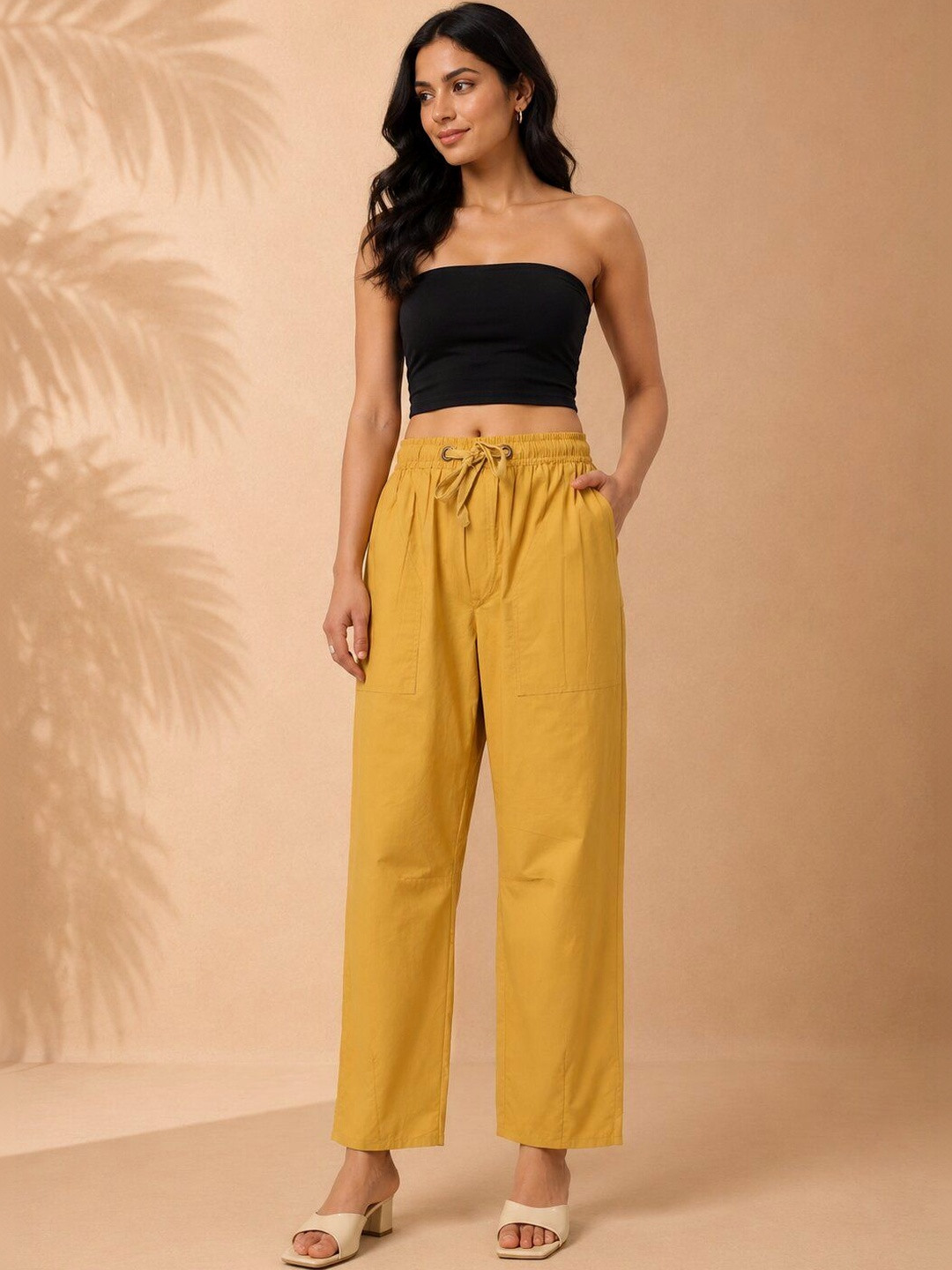 MUUN Women Relaxed High-Rise Trousers