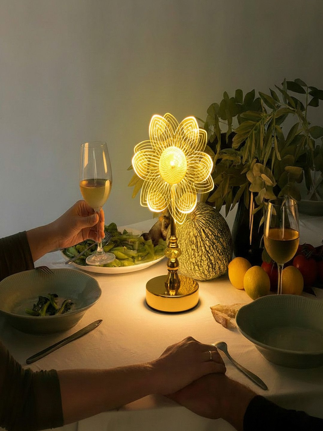 ELARE Multicoloured Metal Abstract Shaped Table Lamp